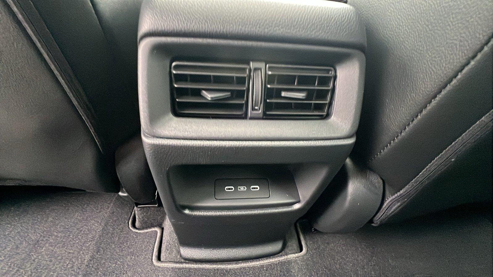 2027 Honda CR-V photo 21 of 31