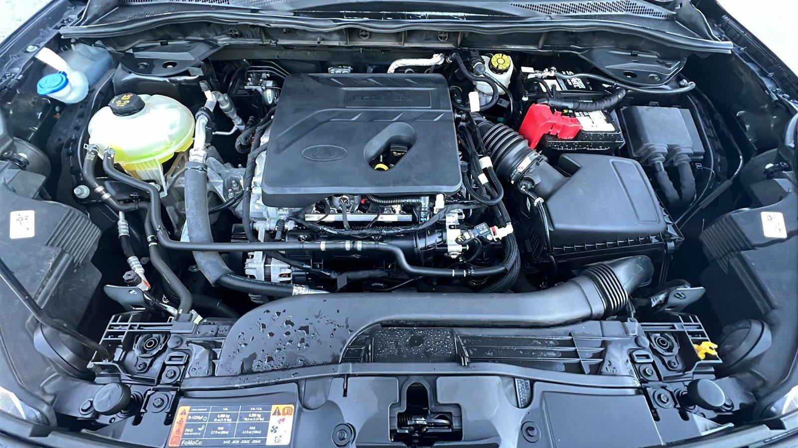 2020 Ford Escape photo 10 of 30
