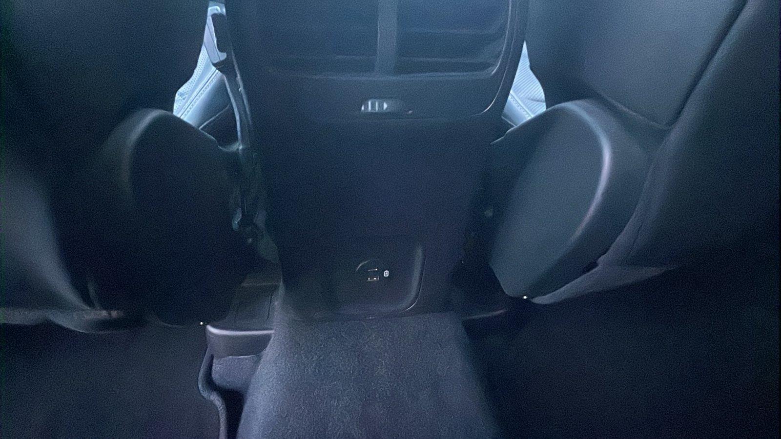 2020 Ford Escape photo 20 of 30