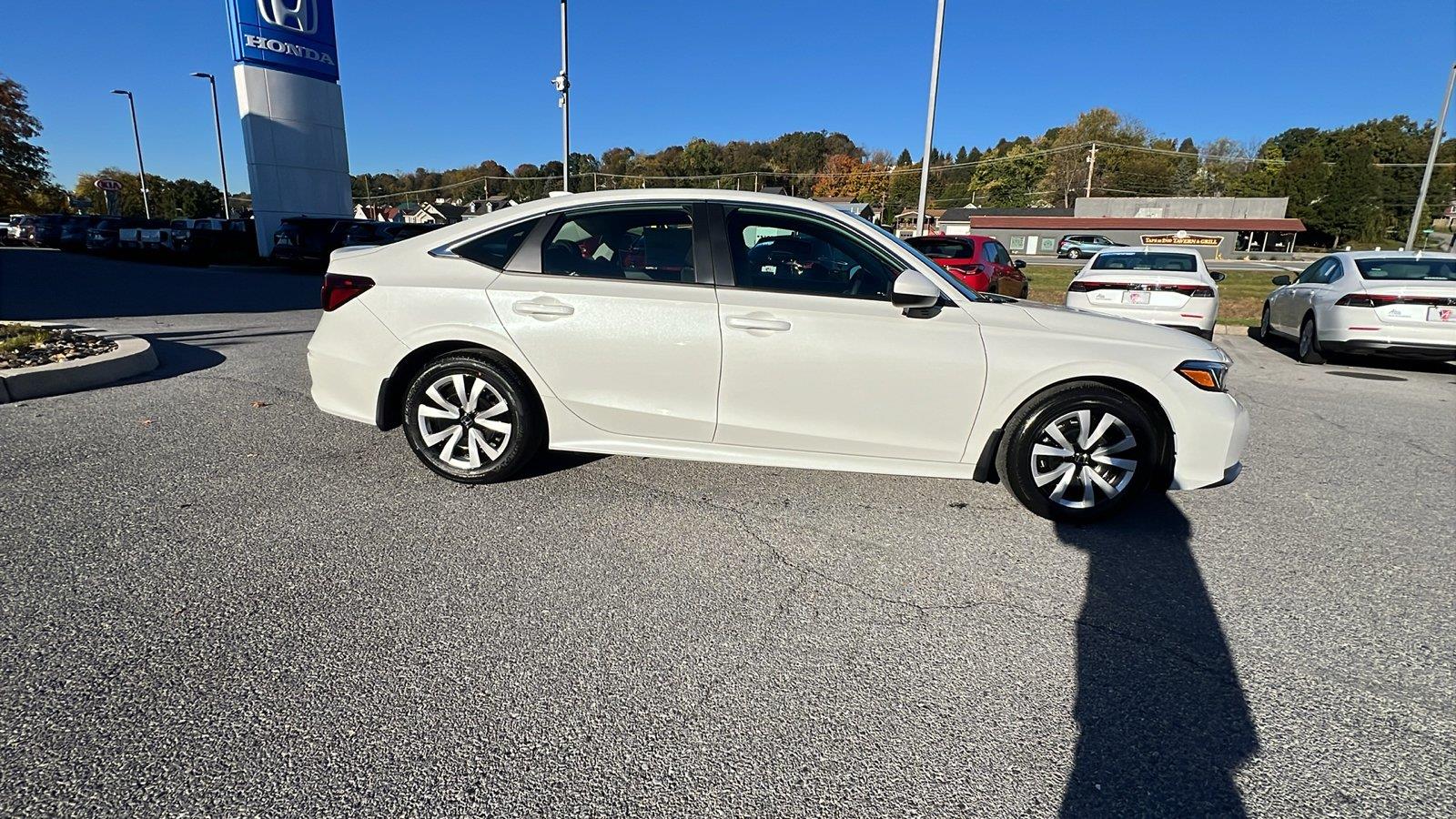 2027 Honda Civic Sedan photo 3 of 28