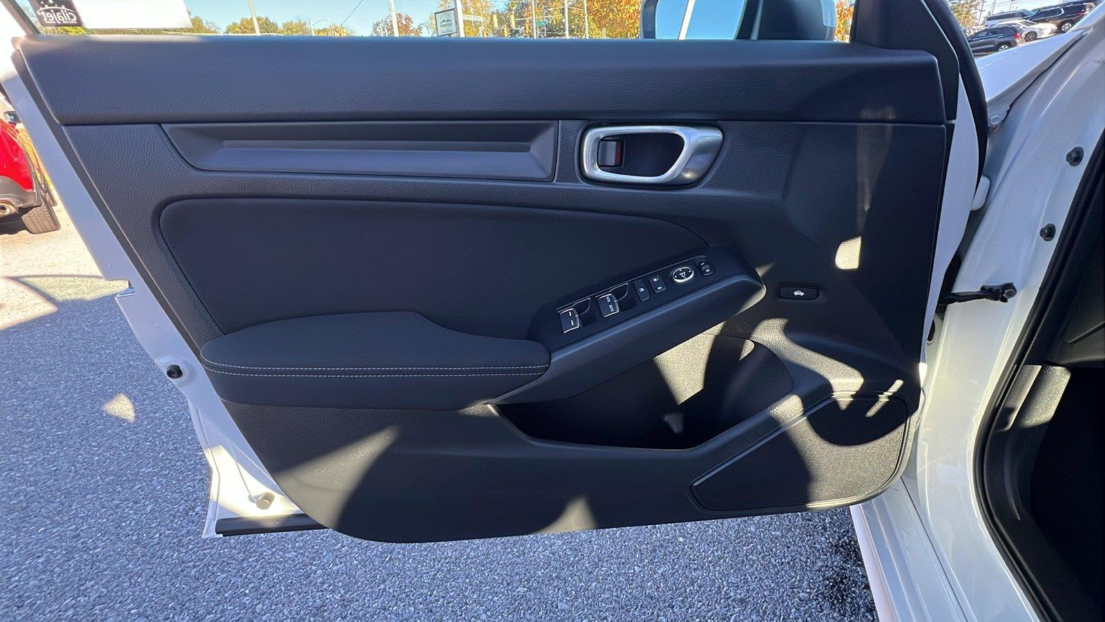 2027 Honda Civic Sedan photo 20 of 28