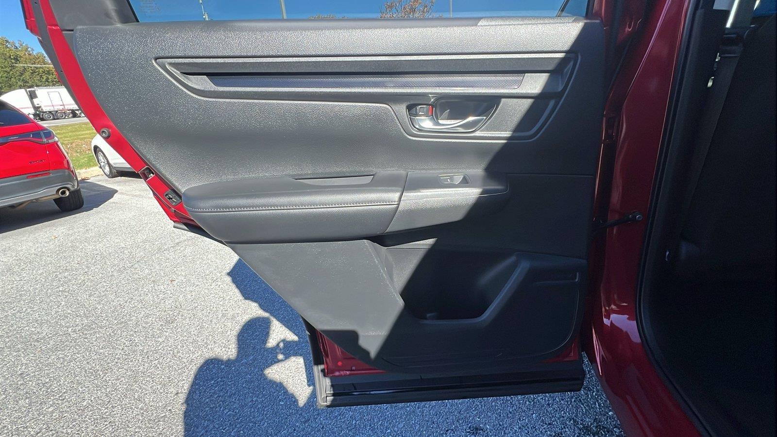2027 Honda CR-V photo 17 of 31