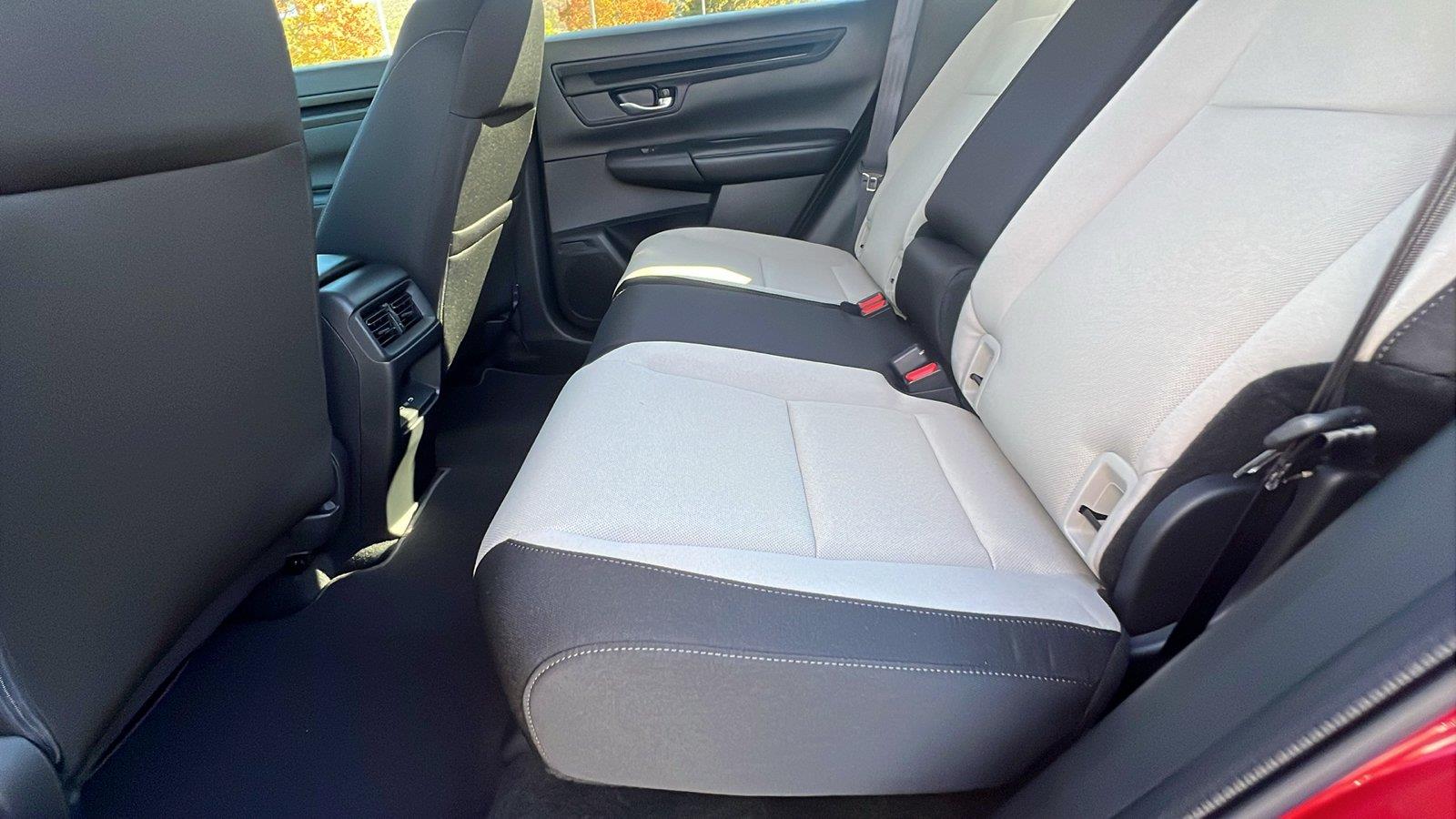 2027 Honda CR-V photo 18 of 31