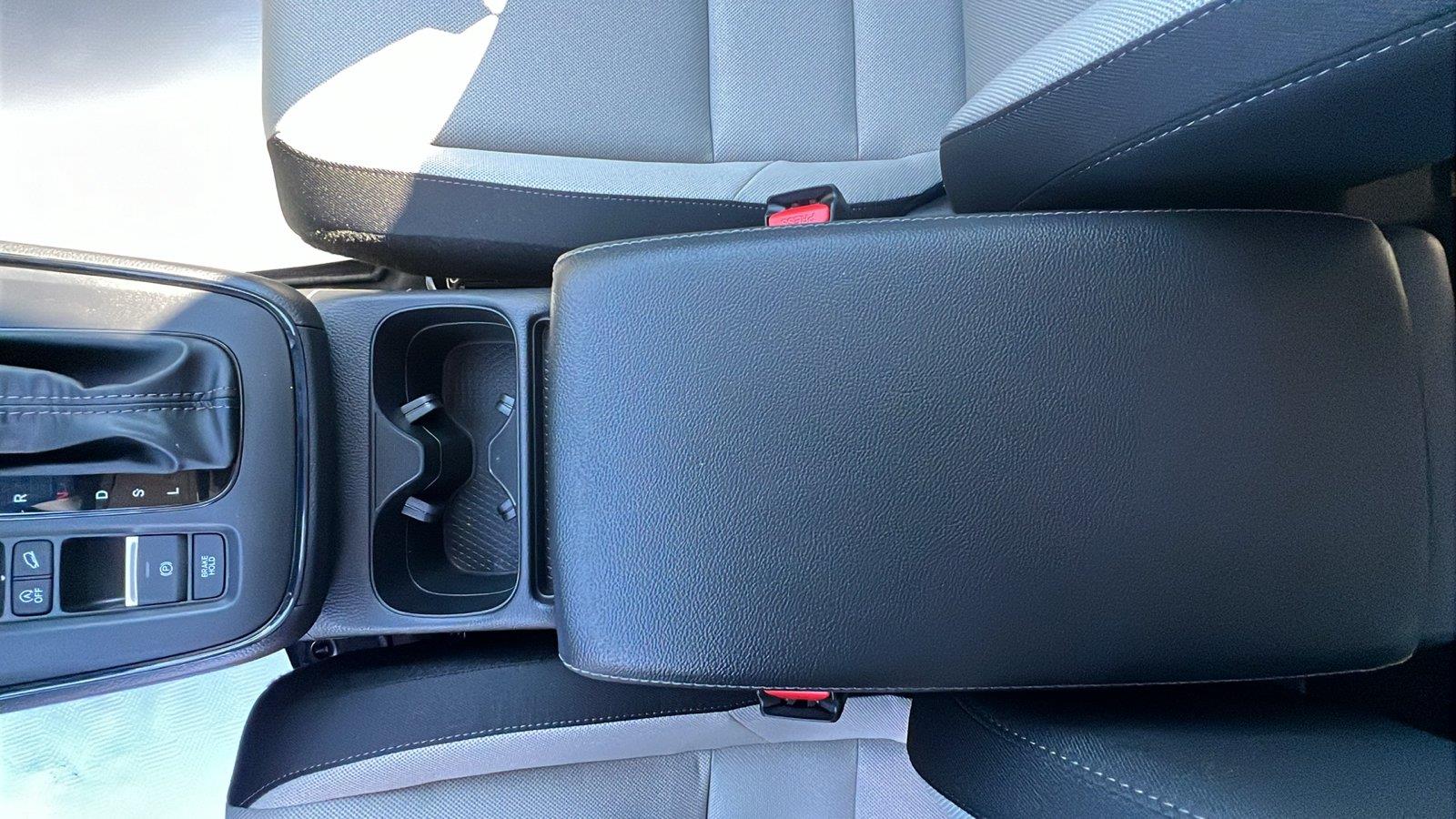 2027 Honda CR-V photo 24 of 31