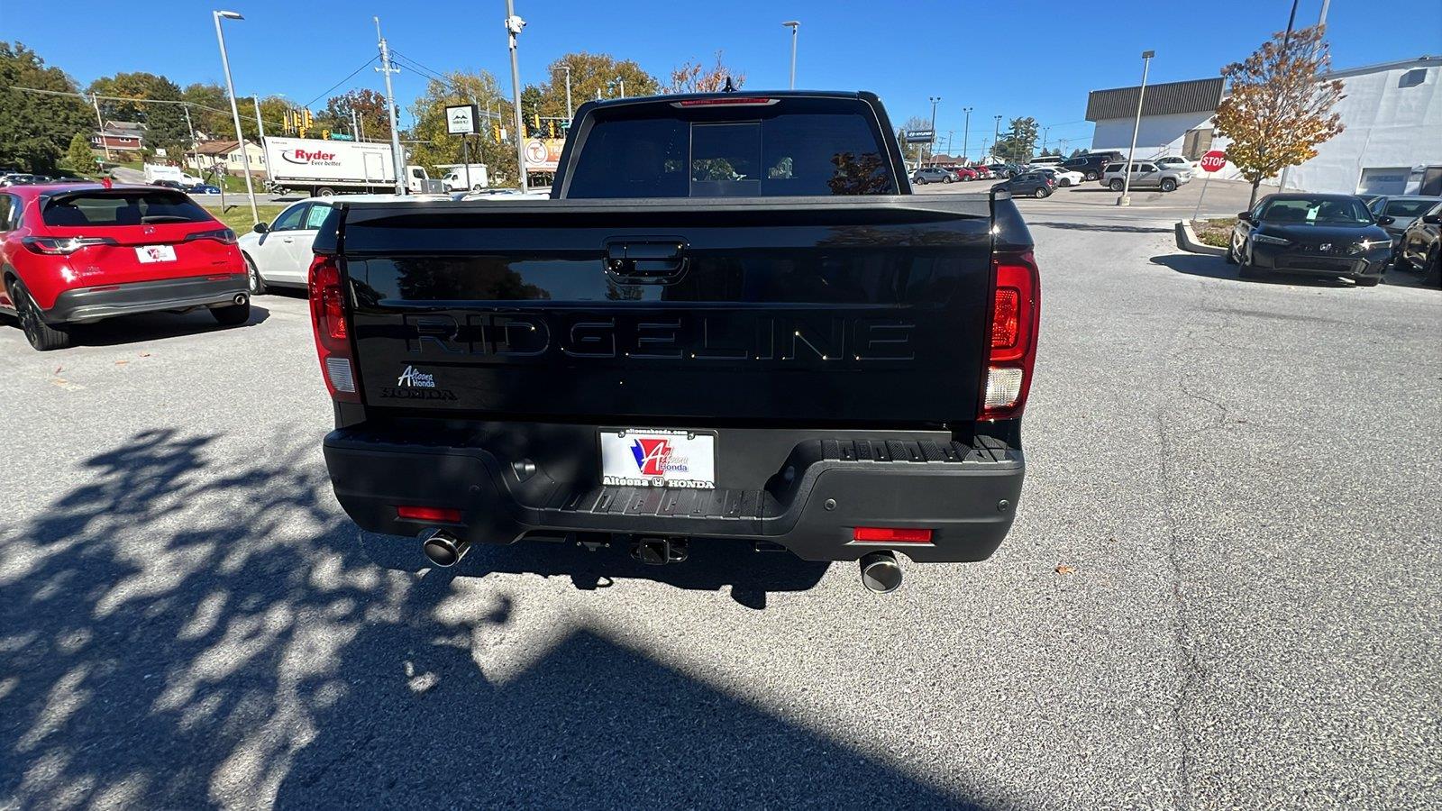 2026 Honda Ridgeline photo 5 of 35