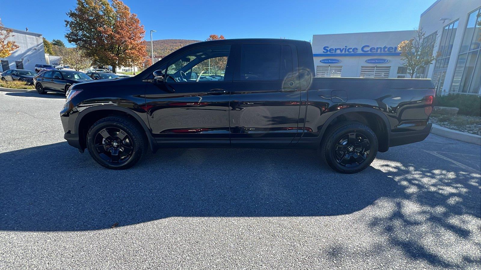 2026 Honda Ridgeline photo 7 of 35