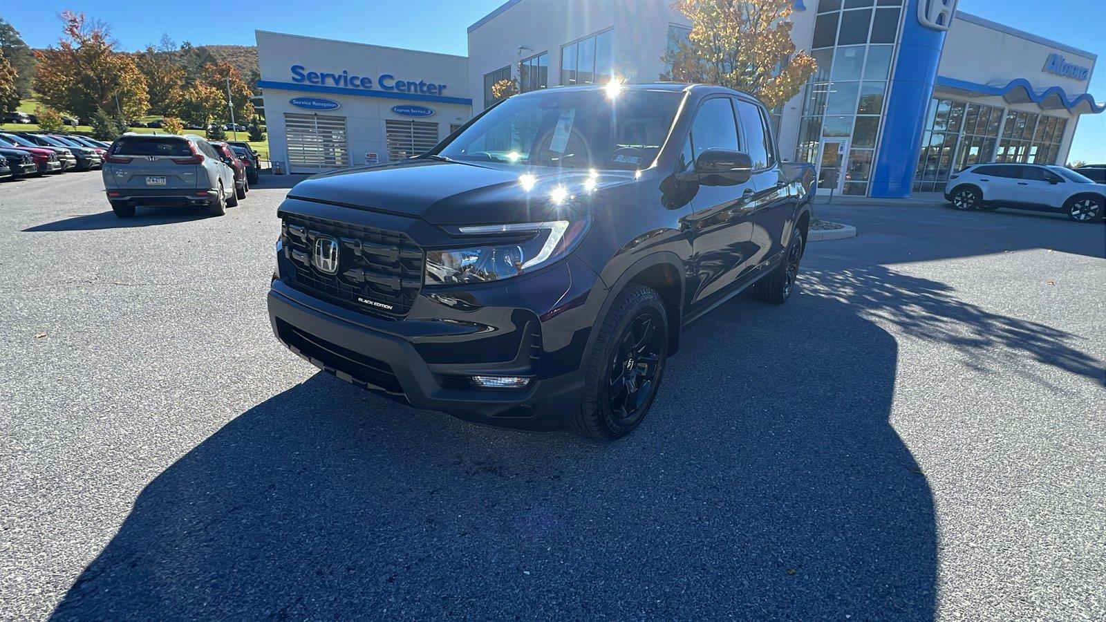 2026 Honda Ridgeline photo 8 of 35