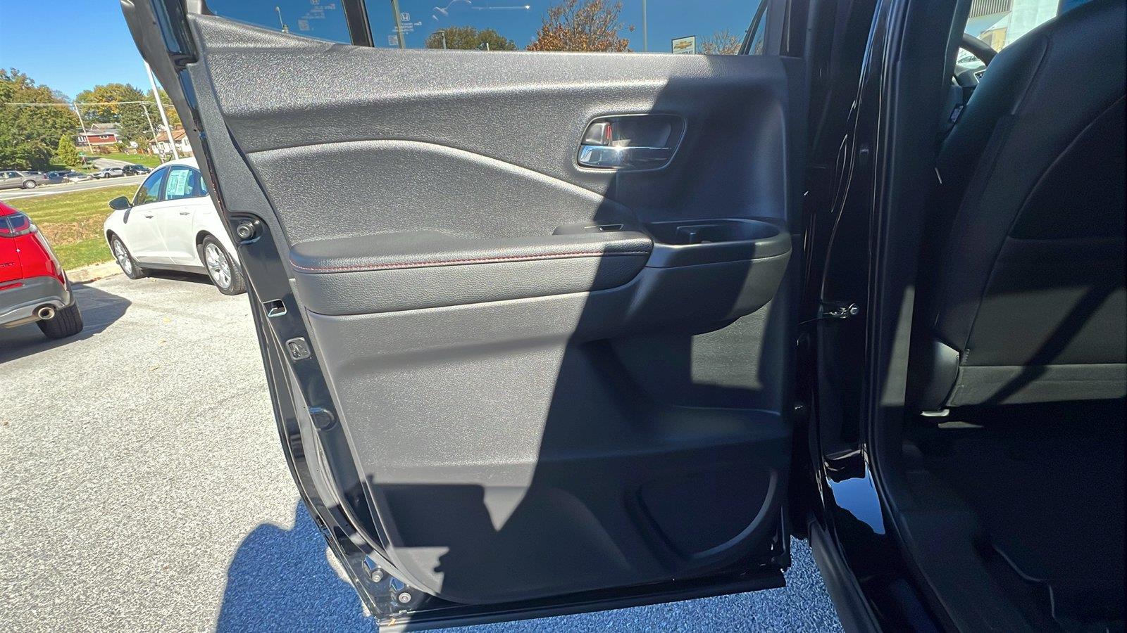 2026 Honda Ridgeline photo 19 of 35