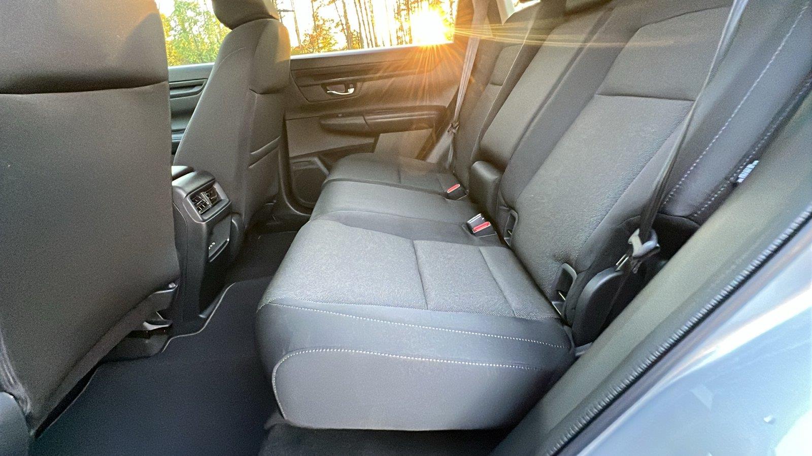 2027 Honda CR-V photo 18 of 31