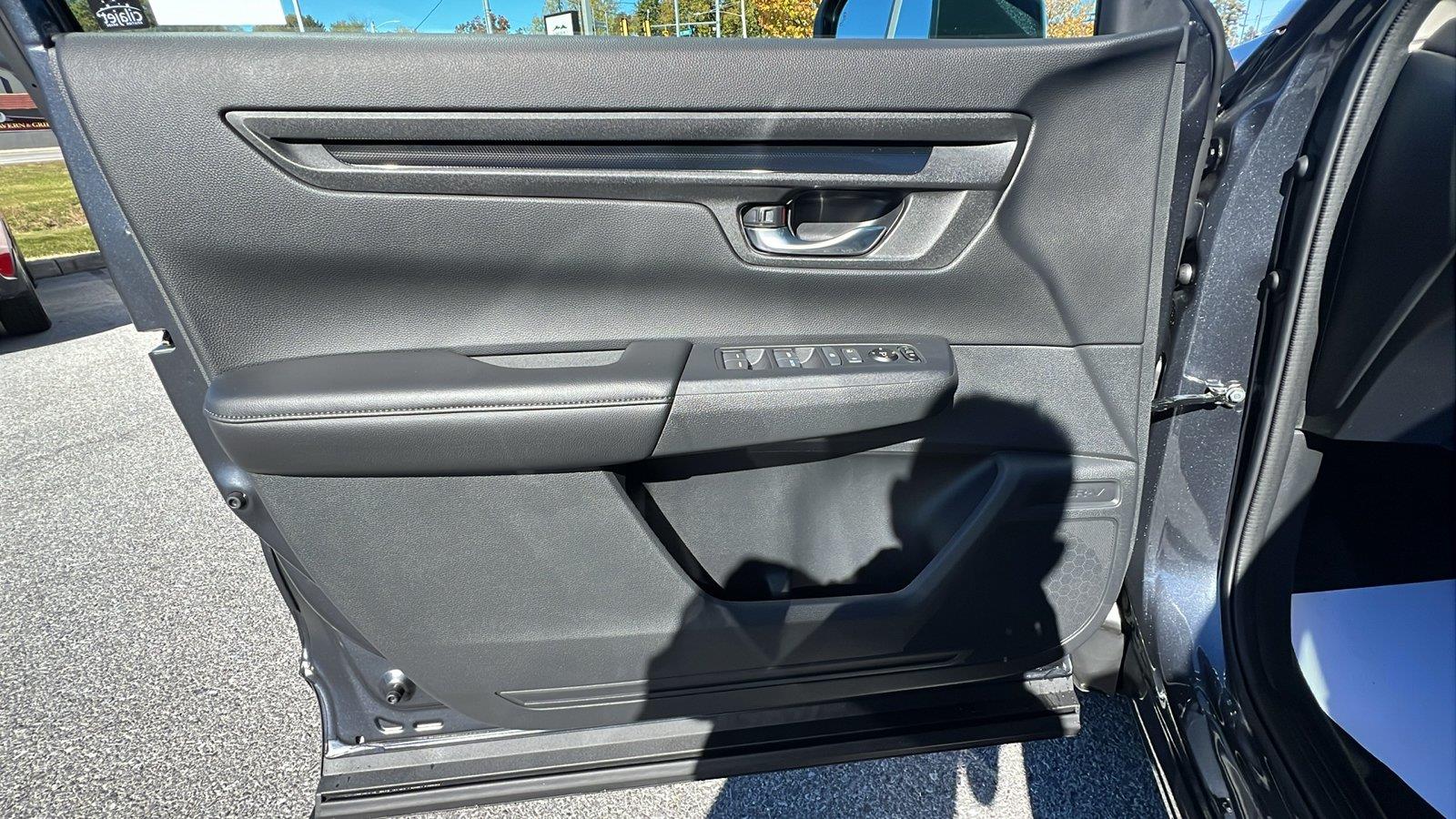 2027 Honda CR-V photo 22 of 31
