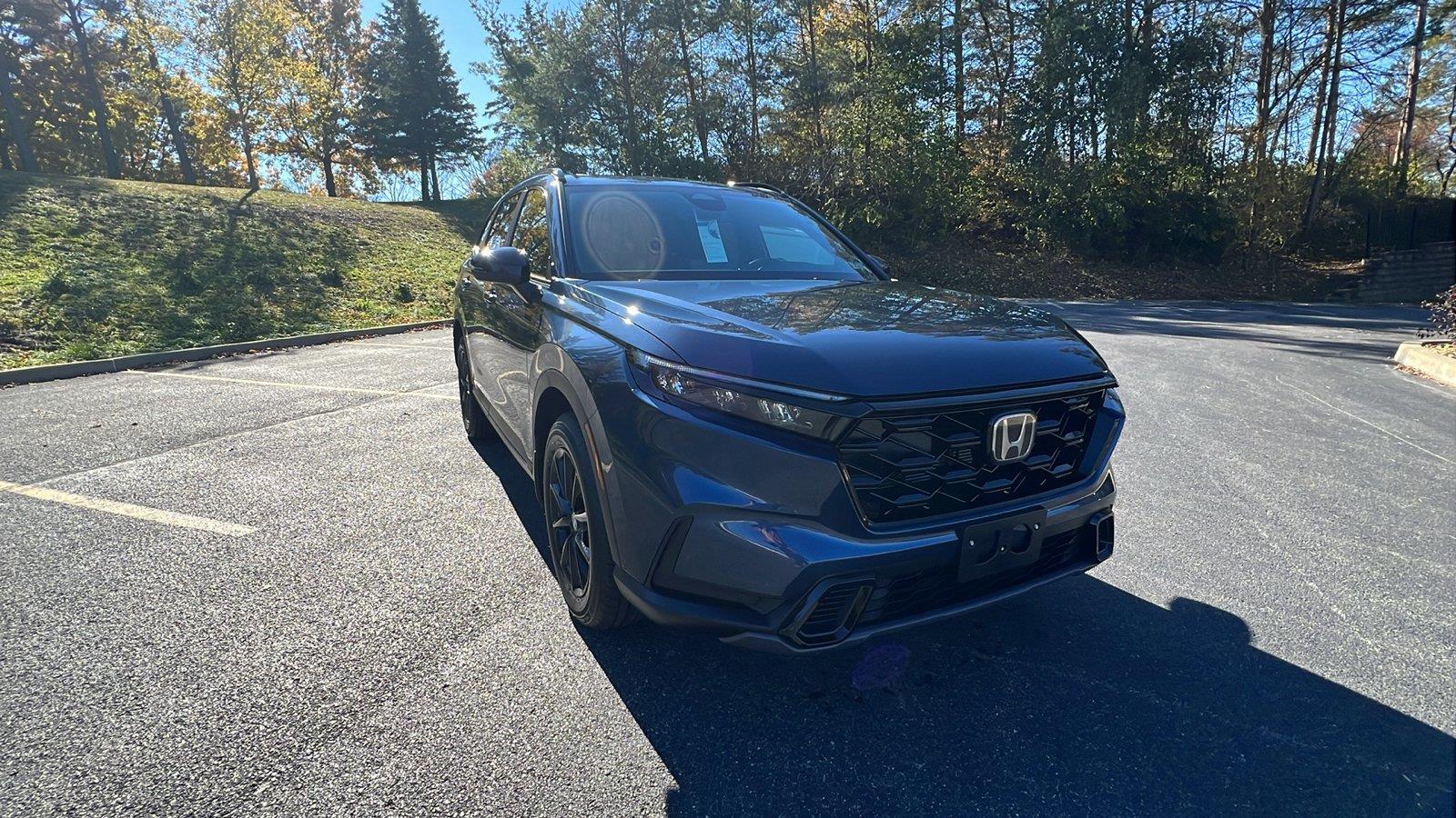 2027 Honda CR-V Hybrid photo 2 of 31