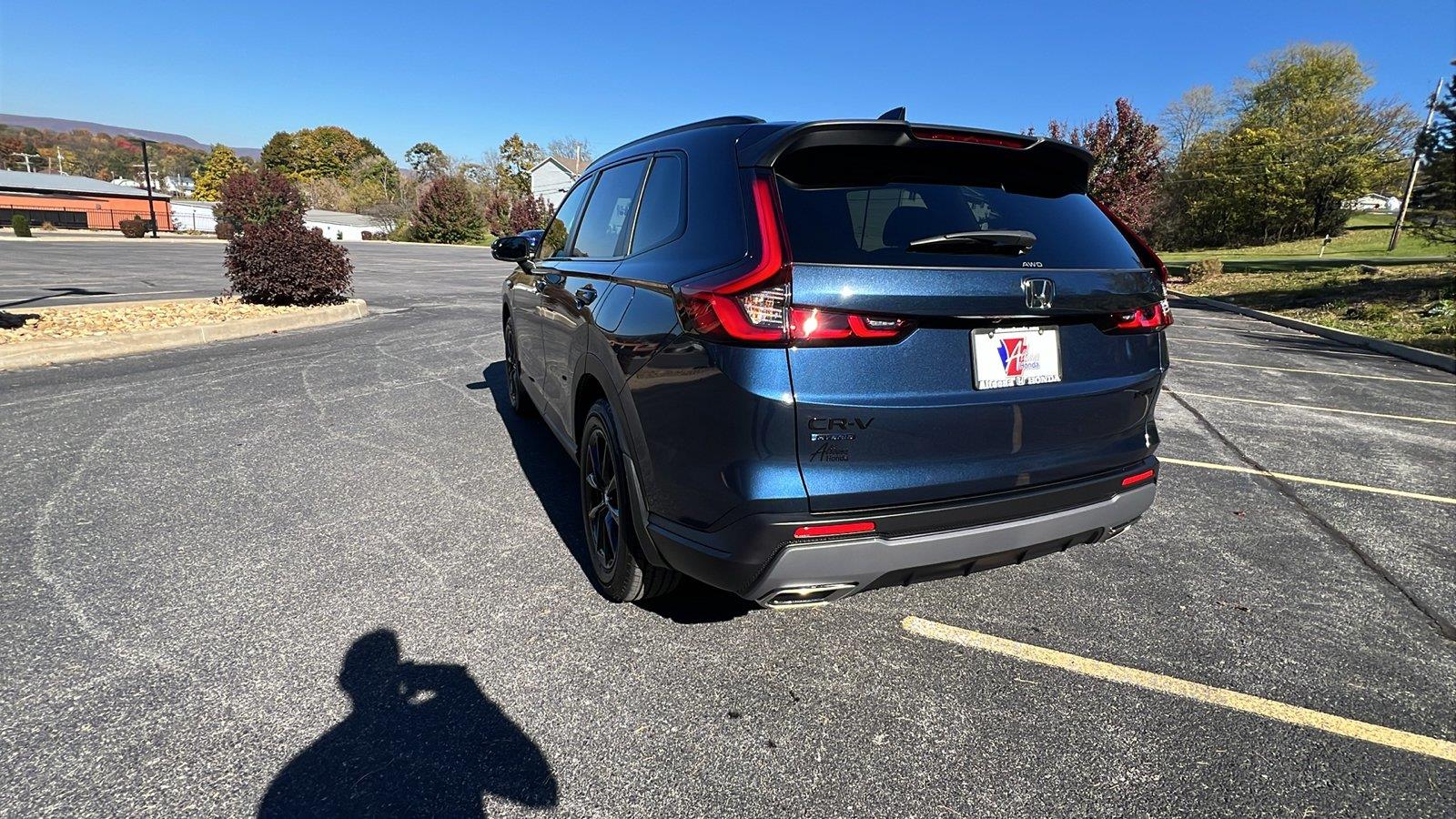 2027 Honda CR-V Hybrid photo 6 of 31