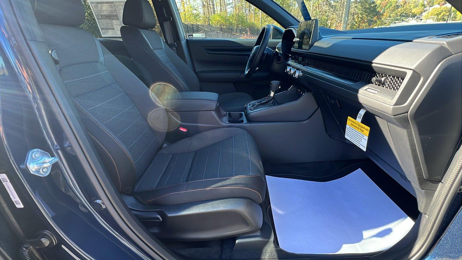 2027 Honda CR-V Hybrid photo 13 of 31