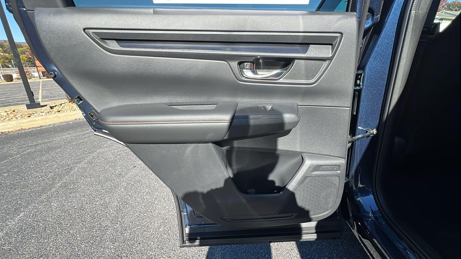 2027 Honda CR-V Hybrid photo 17 of 31