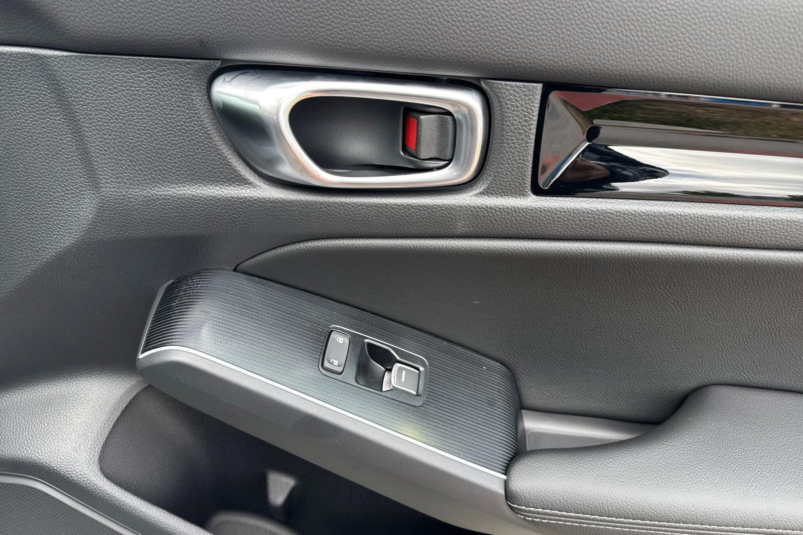 2026 Honda Civic Hybrid photo 14 of 25