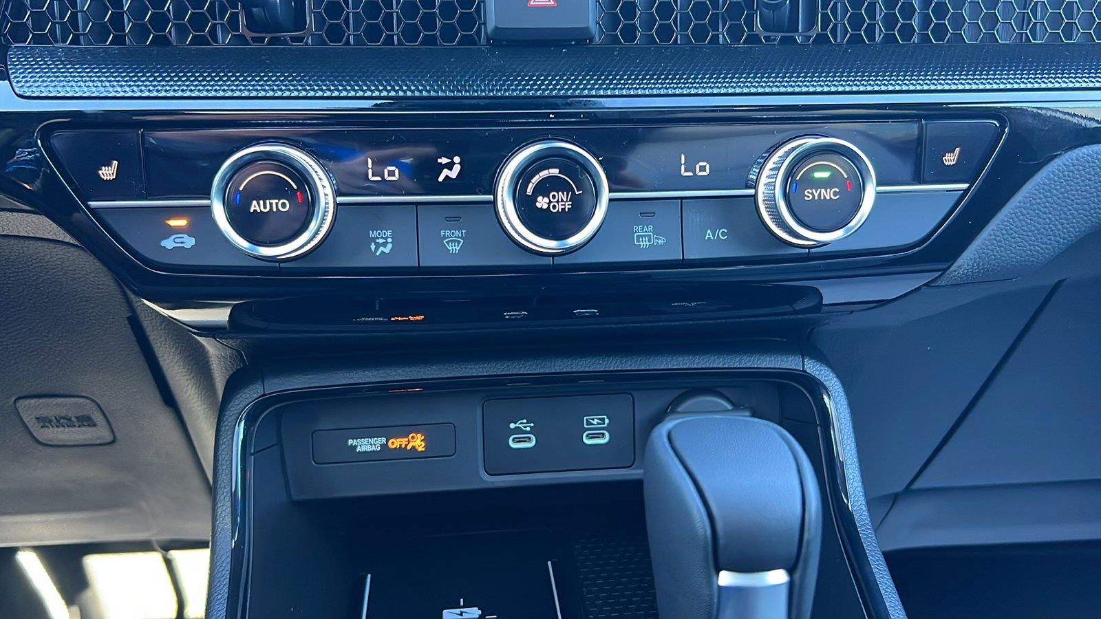 2027 Honda CR-V Hybrid photo 27 of 34