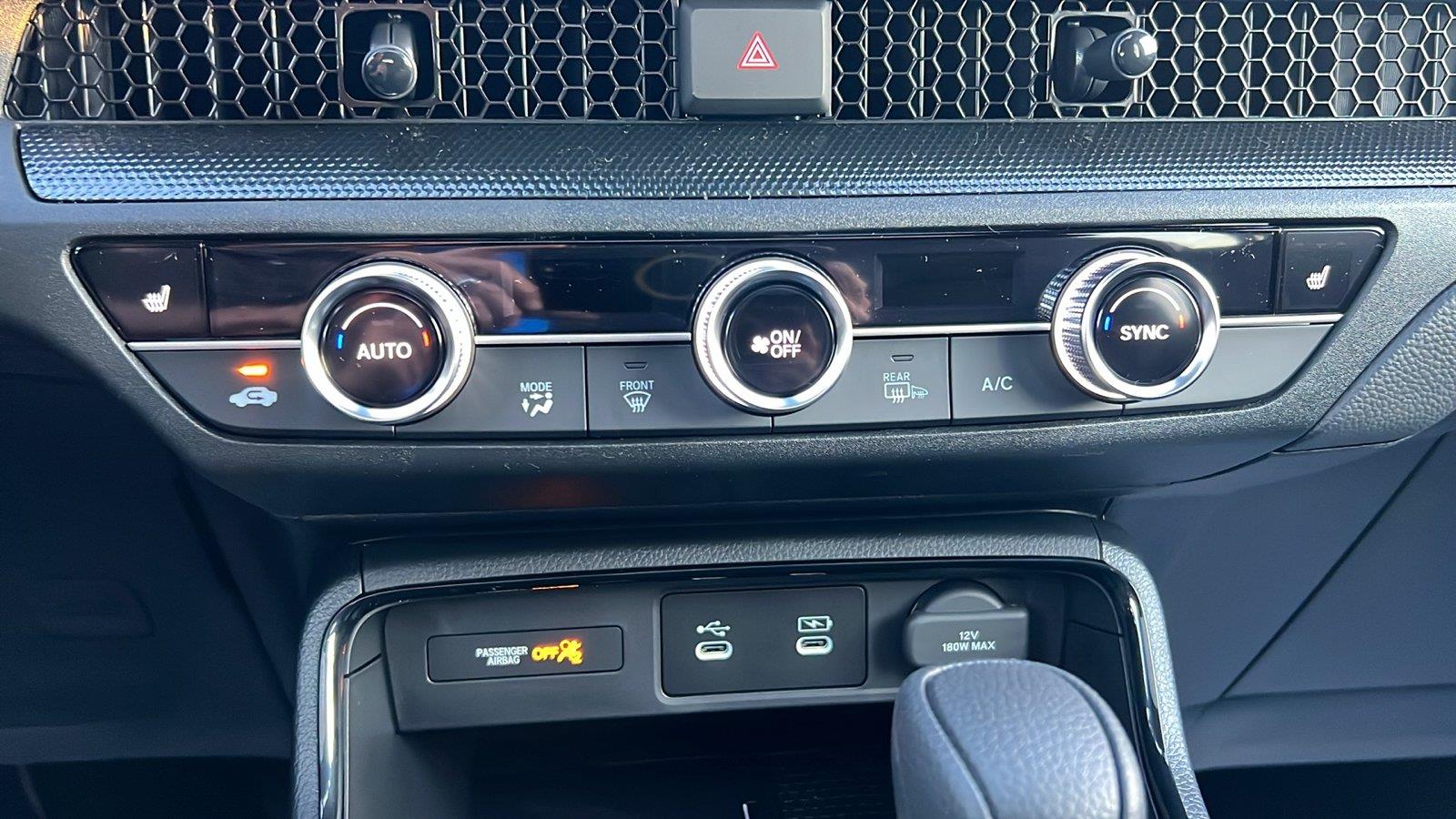 2027 Honda CR-V photo 26 of 31