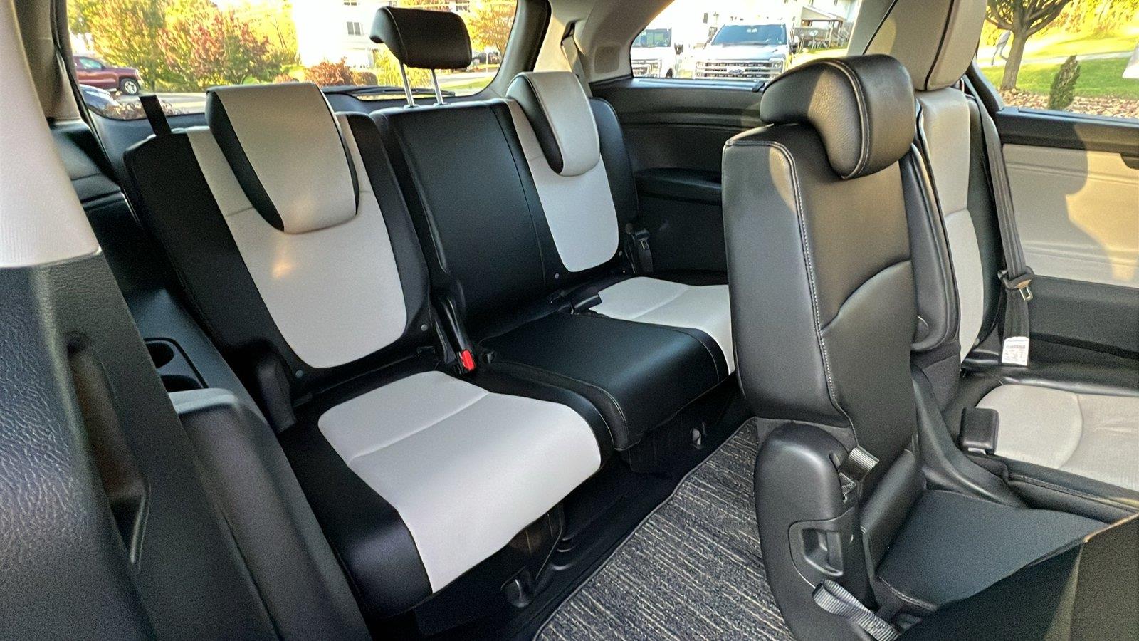 2027 Honda Odyssey photo 14 of 31