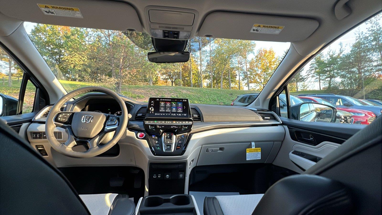 2027 Honda Odyssey photo 18 of 31
