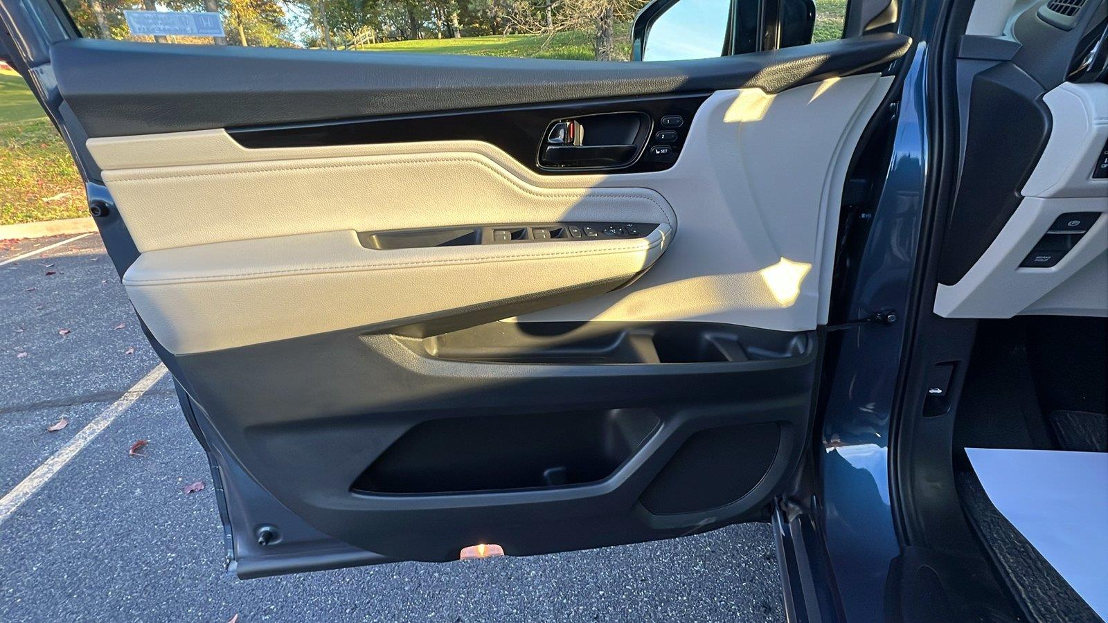 2027 Honda Odyssey photo 21 of 31