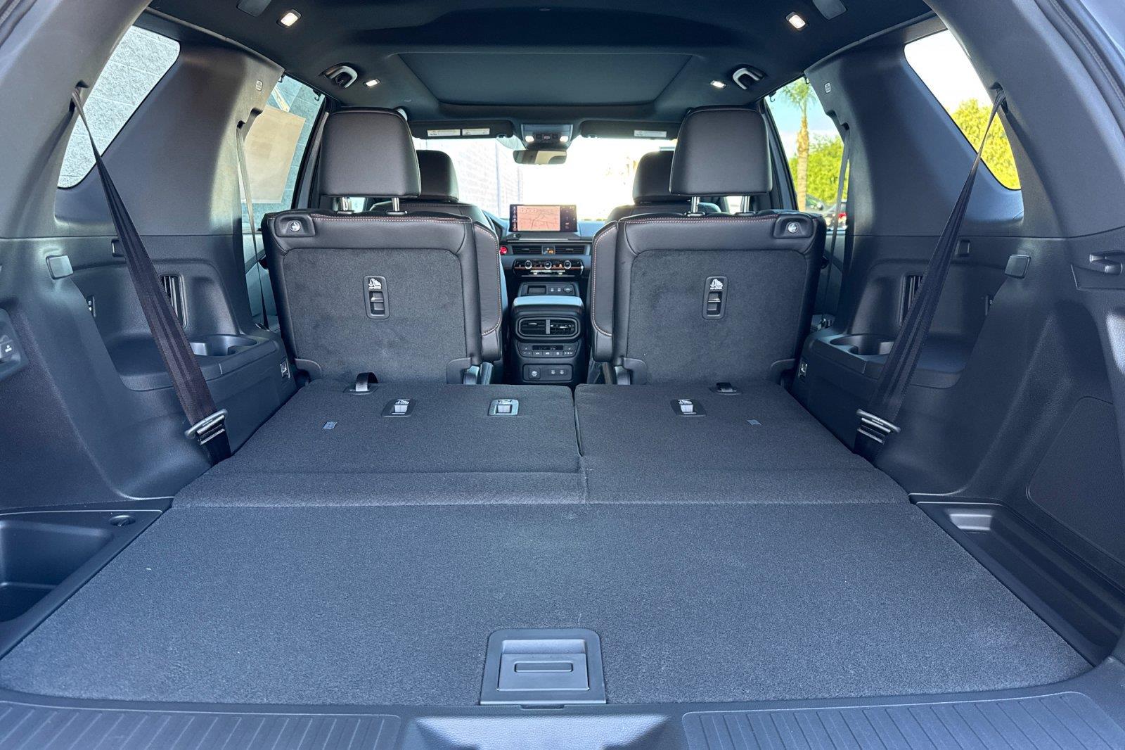 2026 Honda Pilot photo 14 of 25