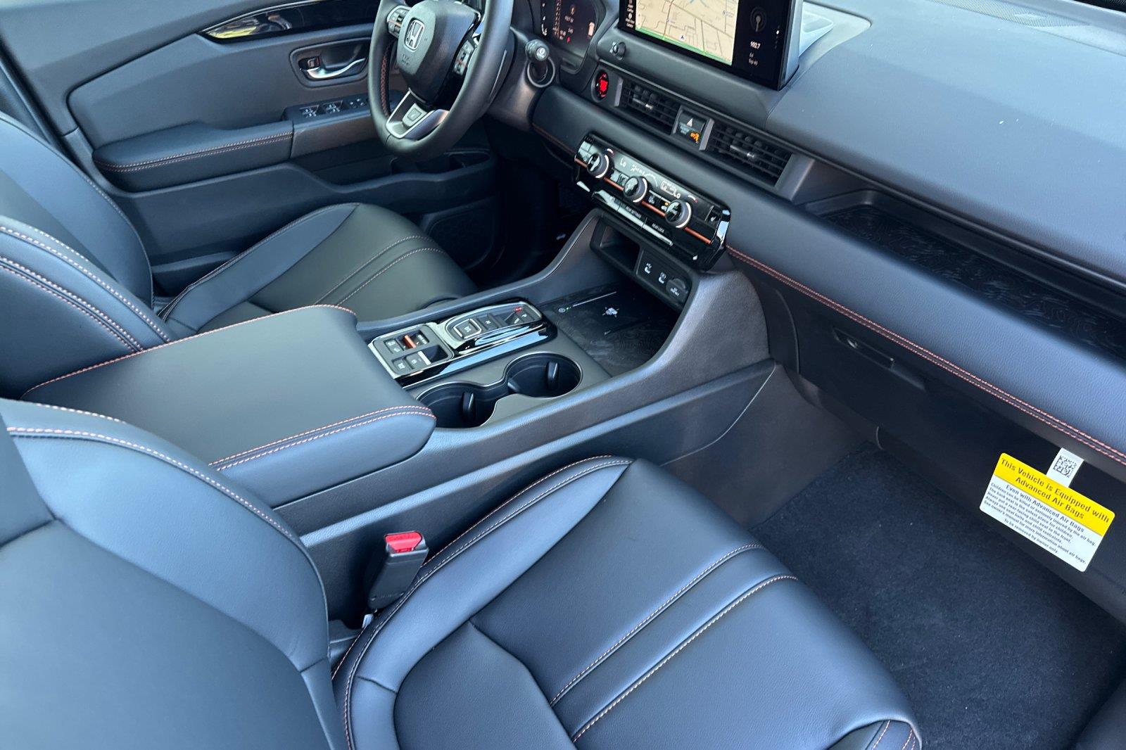 2026 Honda Pilot photo 15 of 25