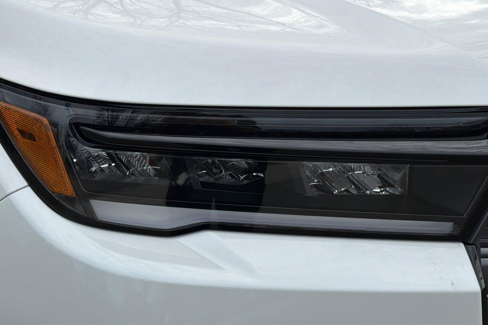 2026 Honda Pilot photo 18 of 25