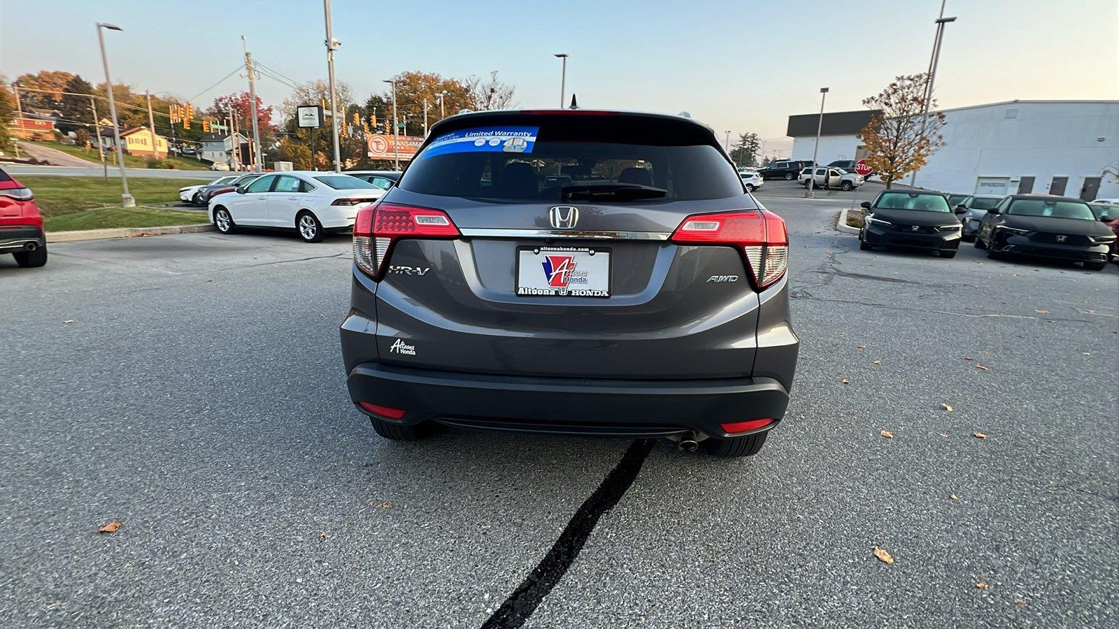 2021 Honda HR-V photo 5 of 31