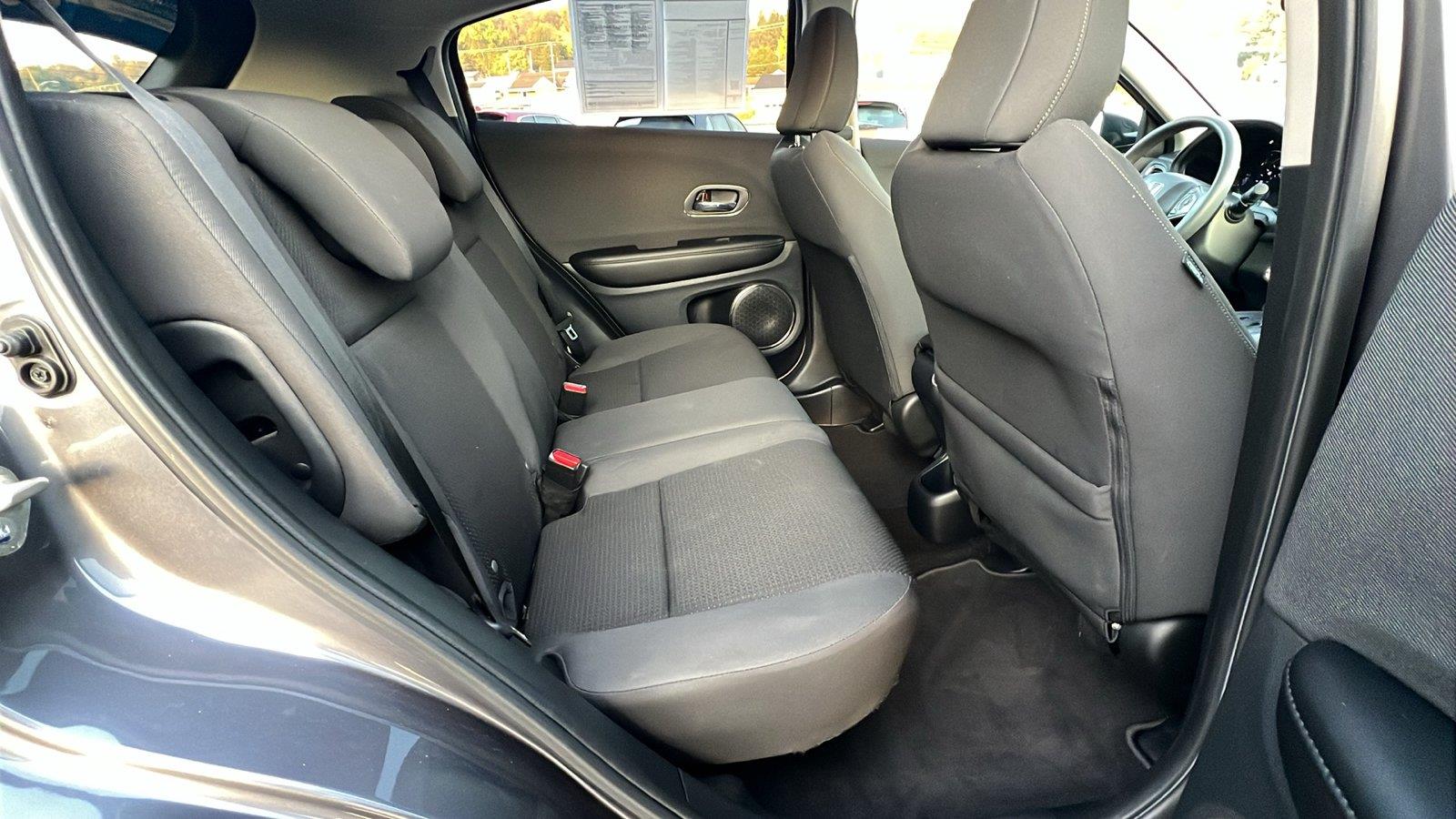 2021 Honda HR-V photo 15 of 31