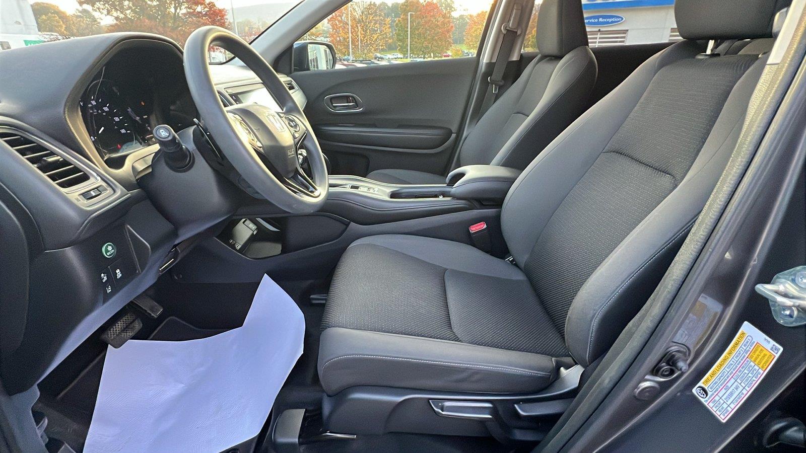 2021 Honda HR-V photo 23 of 31