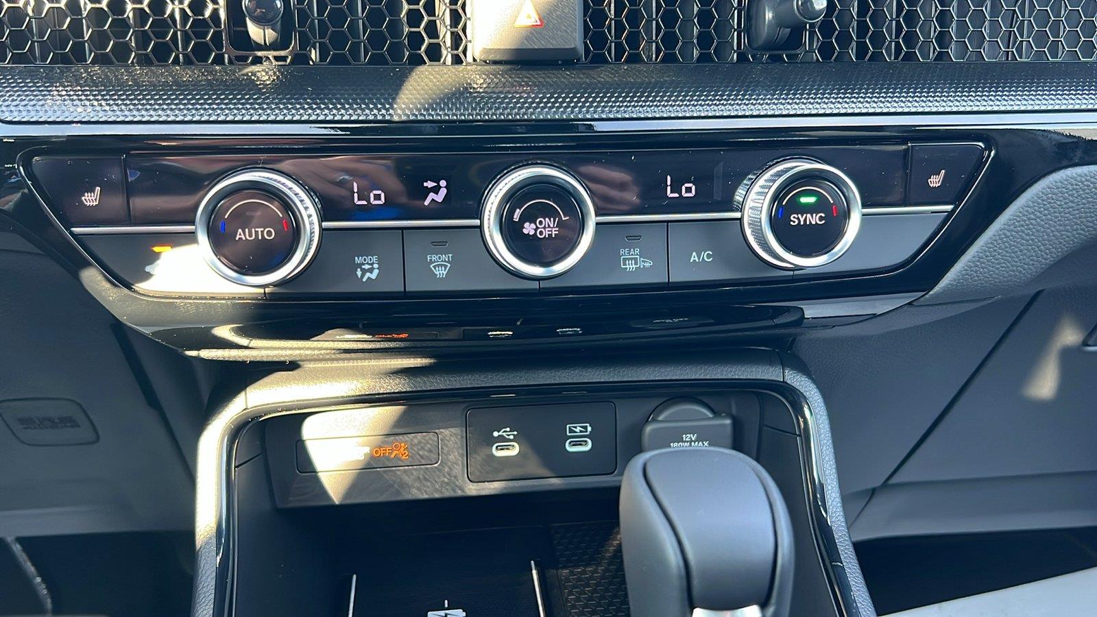 2027 Honda CR-V Hybrid photo 26 of 33