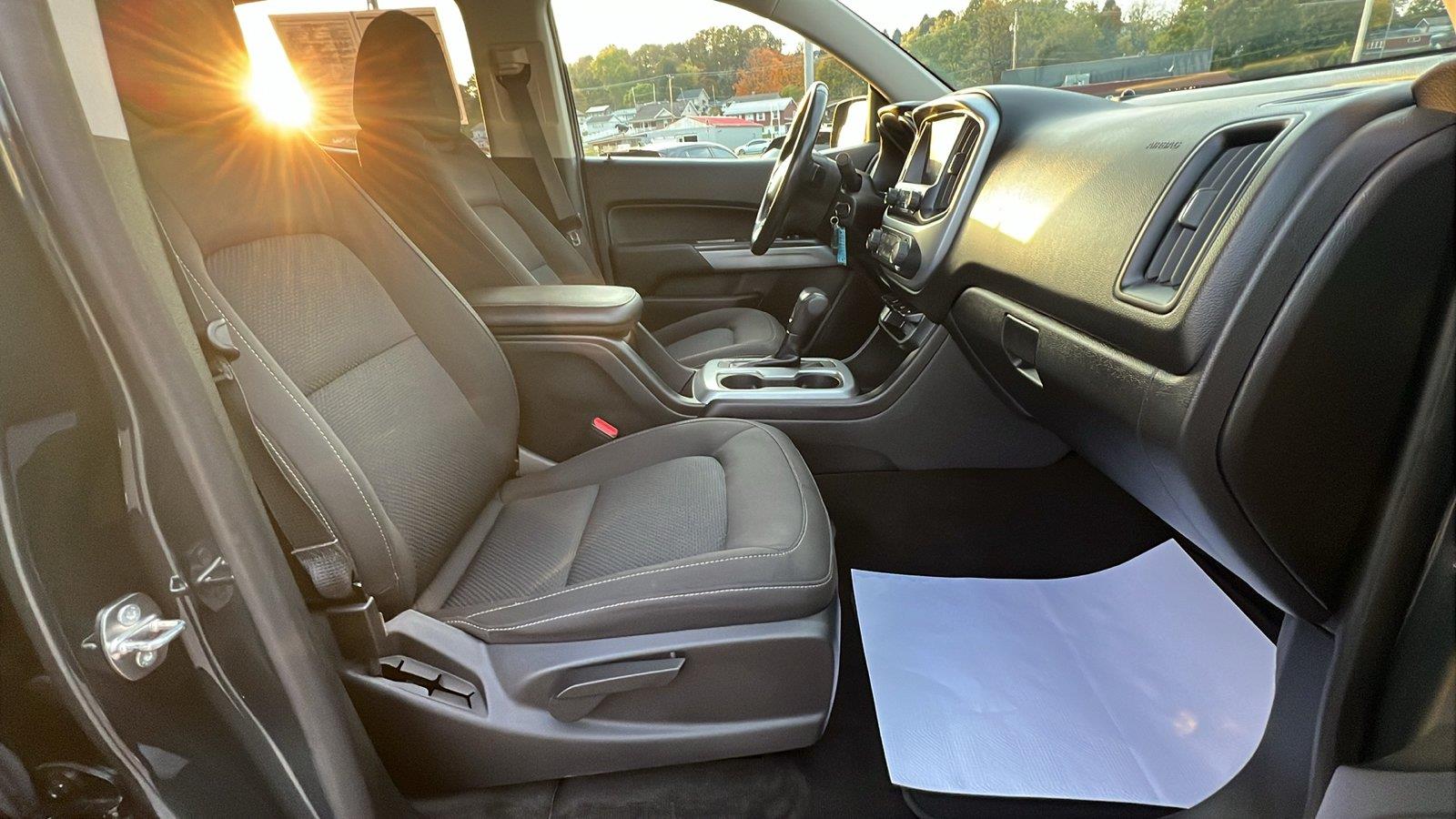 2018 Chevrolet Colorado photo 13 of 31