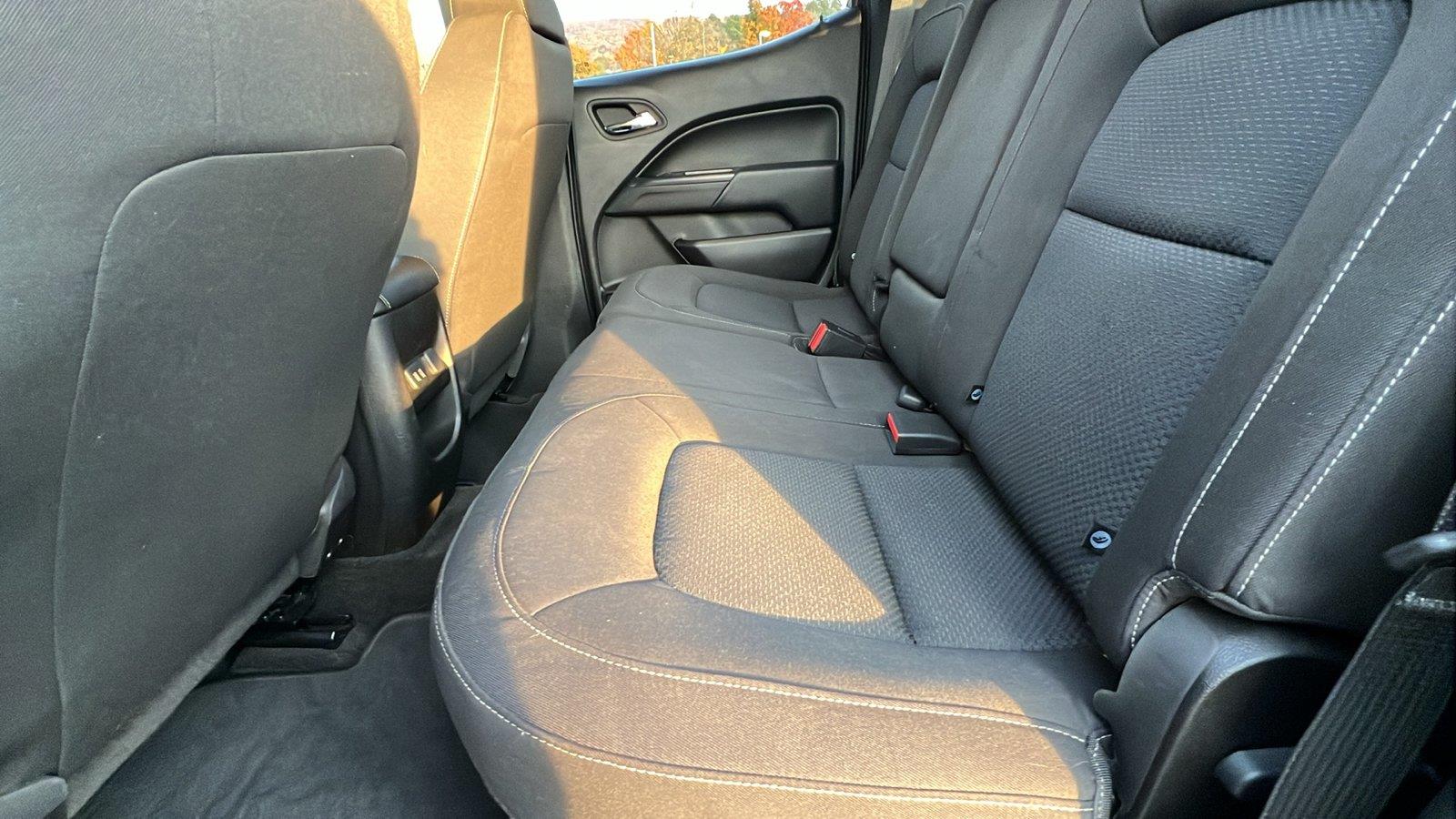 2018 Chevrolet Colorado photo 18 of 31