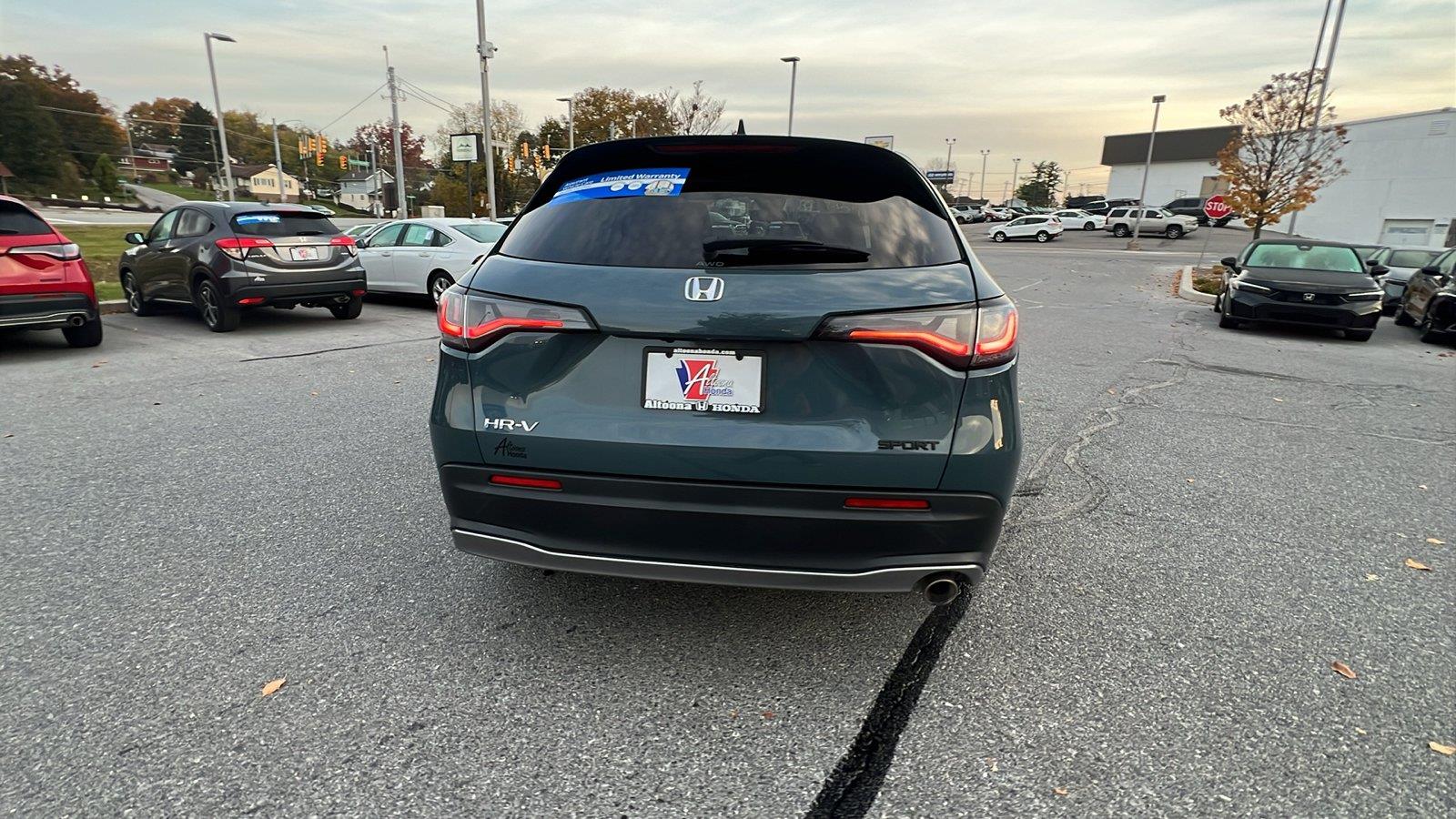 2024 Honda HR-V photo 5 of 29