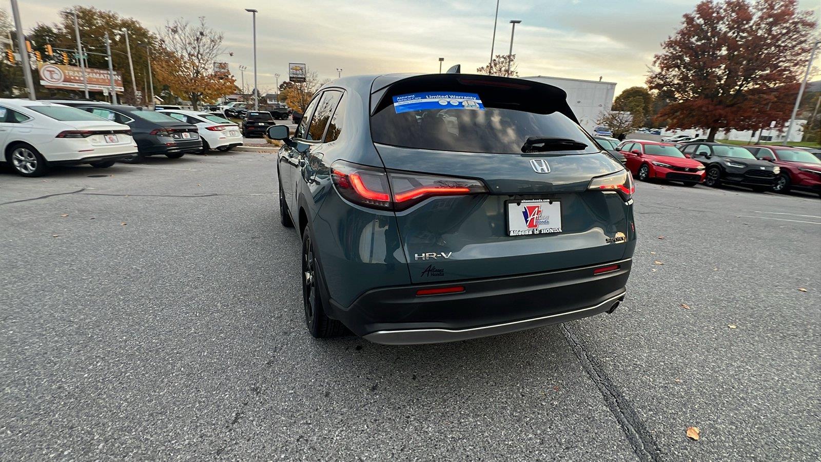 2024 Honda HR-V photo 6 of 29