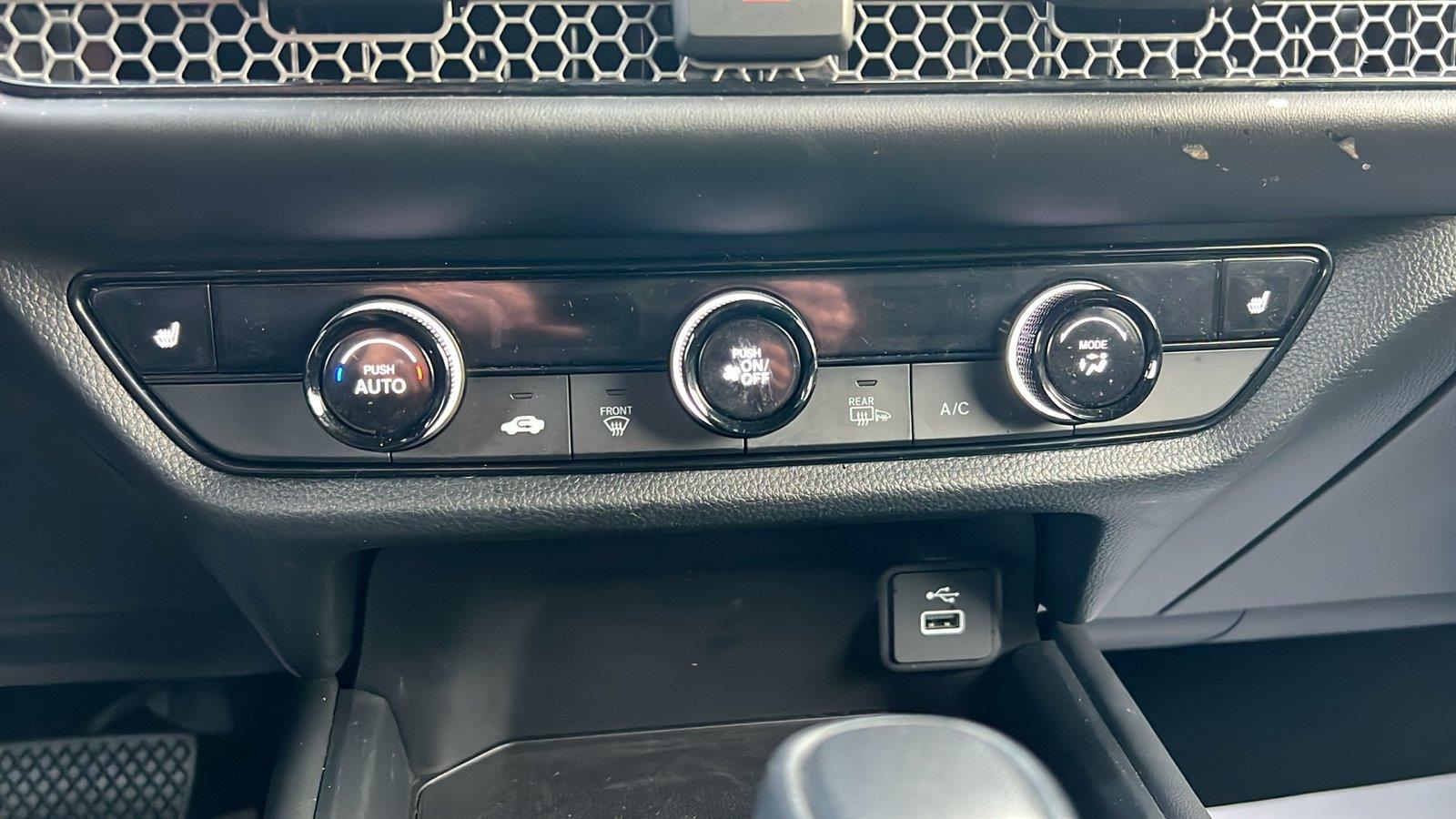 2024 Honda HR-V photo 24 of 29