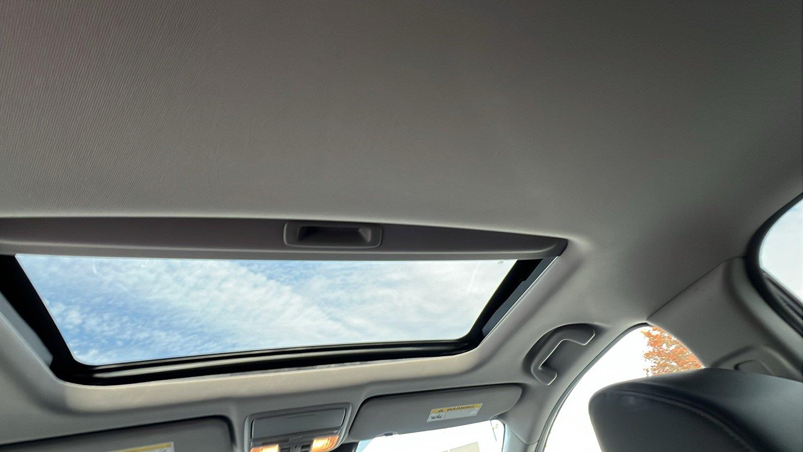 2022 Honda CR-V photo 19 of 32