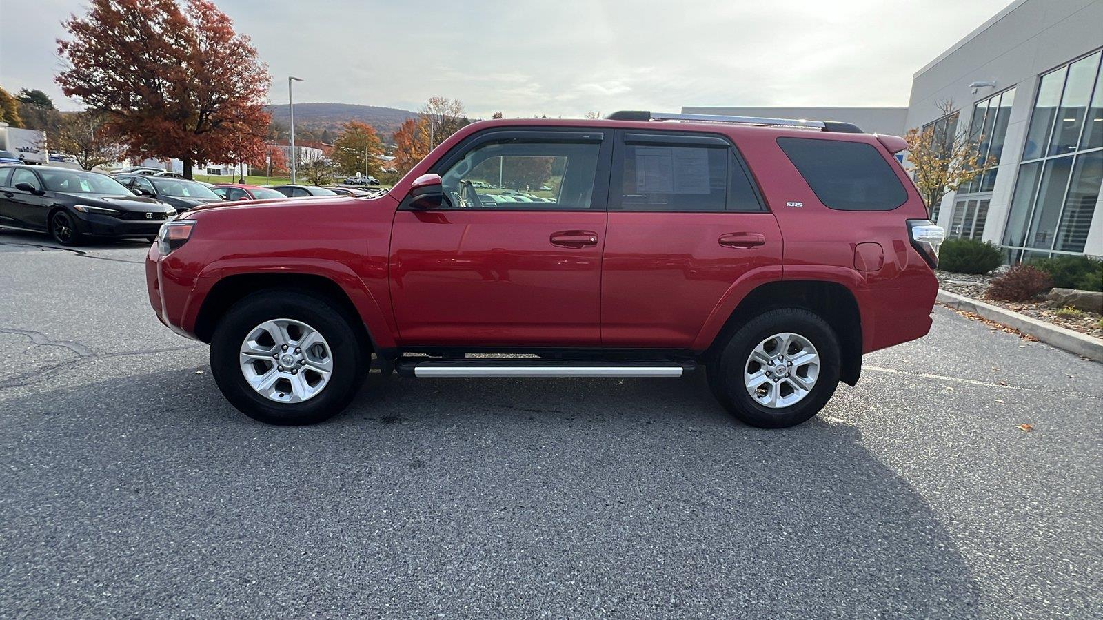 2023 Toyota 4Runner photo 7 of 30