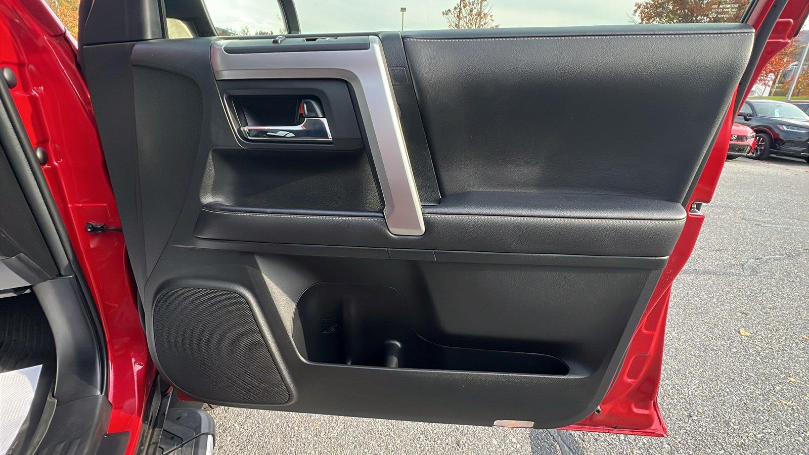 2023 Toyota 4Runner photo 12 of 30