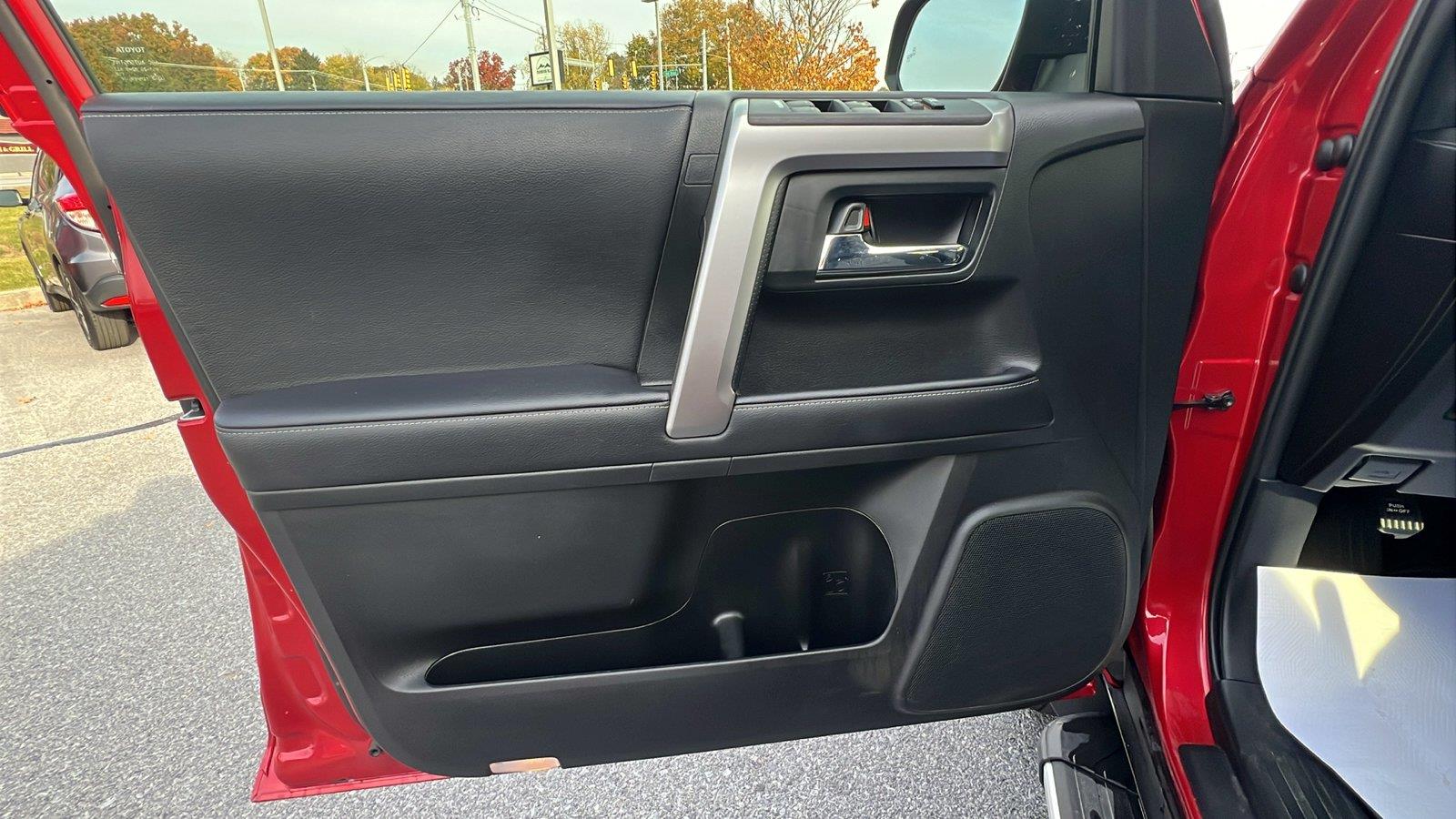 2023 Toyota 4Runner photo 21 of 30