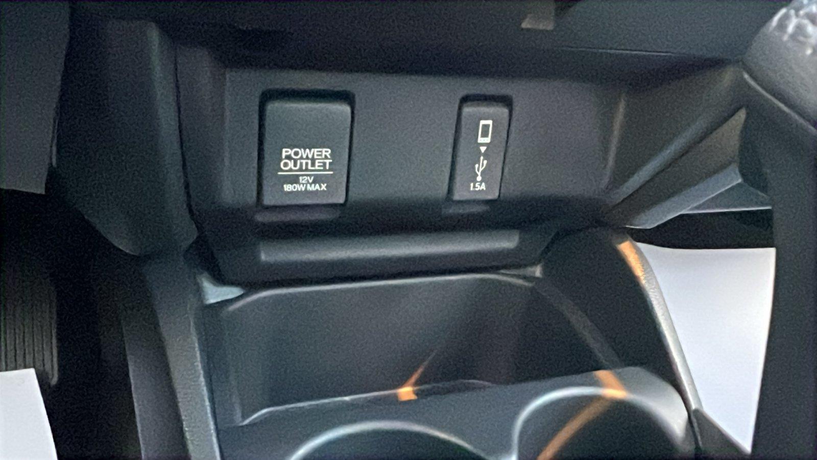 2018 Honda Fit photo 26 of 31