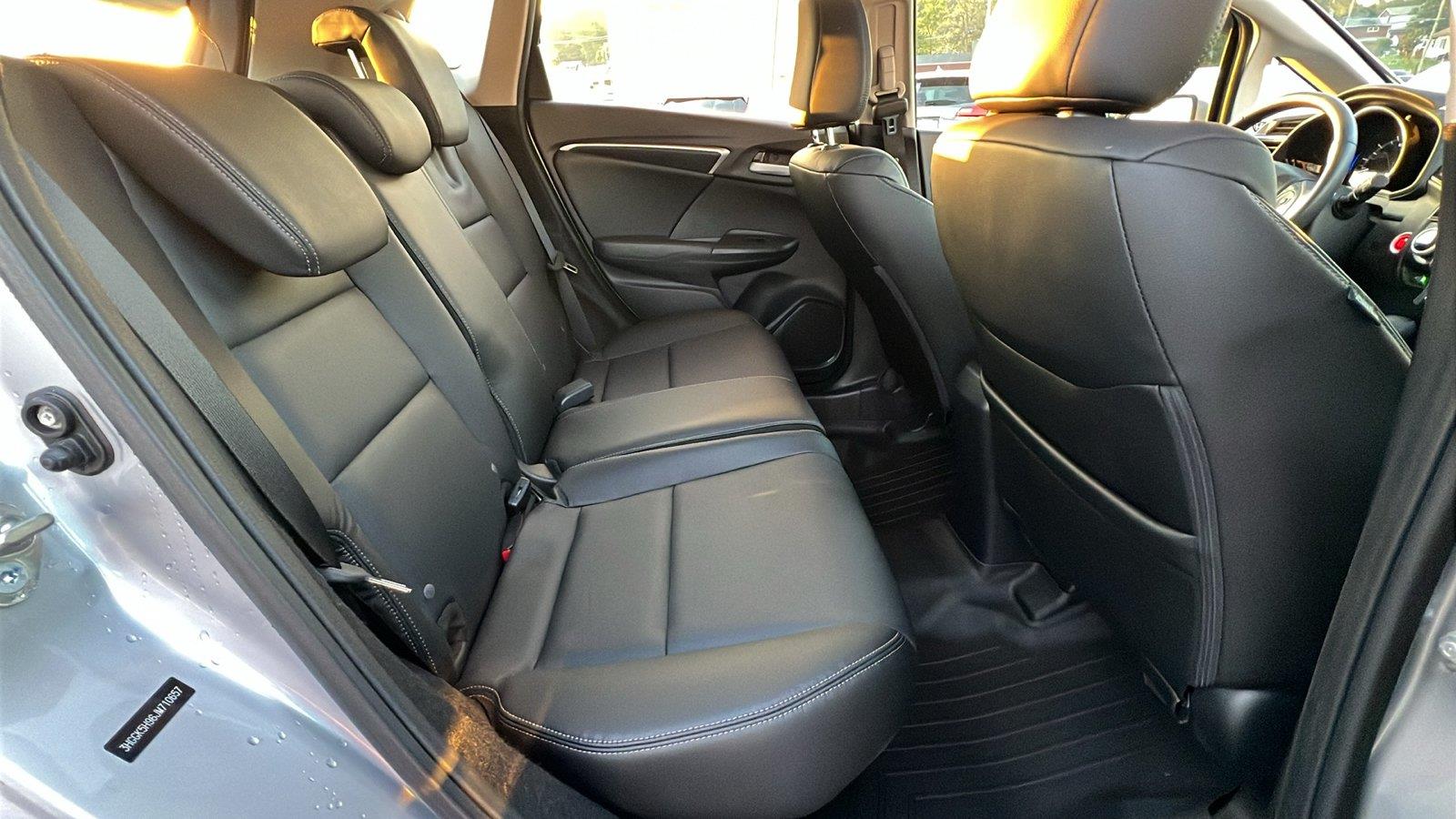 2018 Honda Fit photo 15 of 31