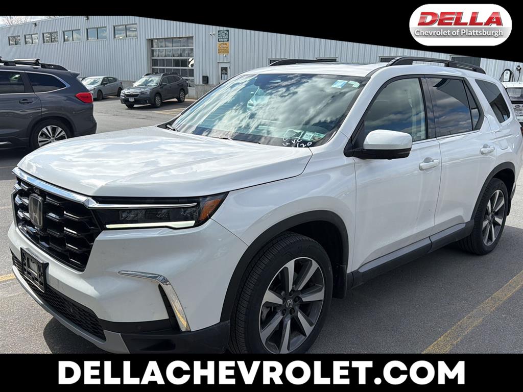 Platinum White Pearl 2024 Honda Pilot Elite AWD SUV / Crossover All-Wheel Drive Automatic