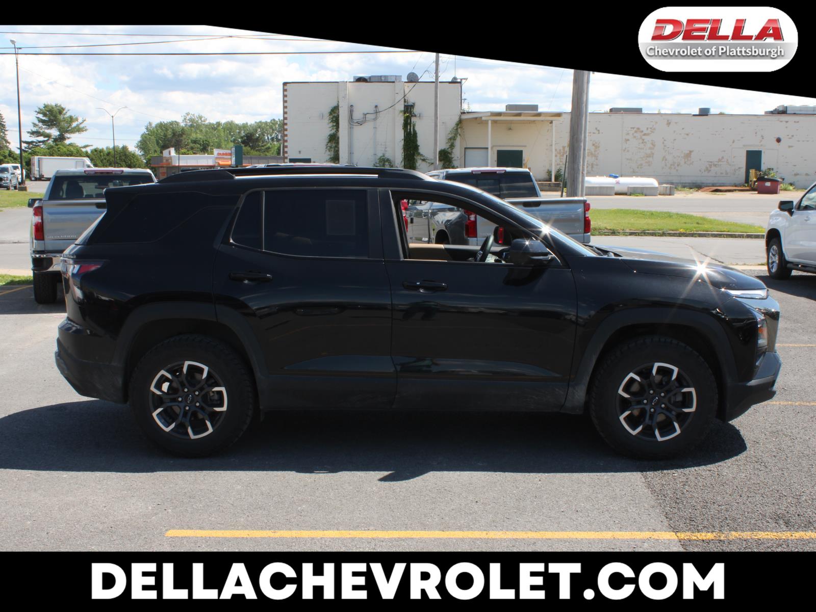 Mosaic Black Metallic 2025 Chevrolet Equinox SUV / Crossover Four-Wheel Drive 8-Speed Automatic