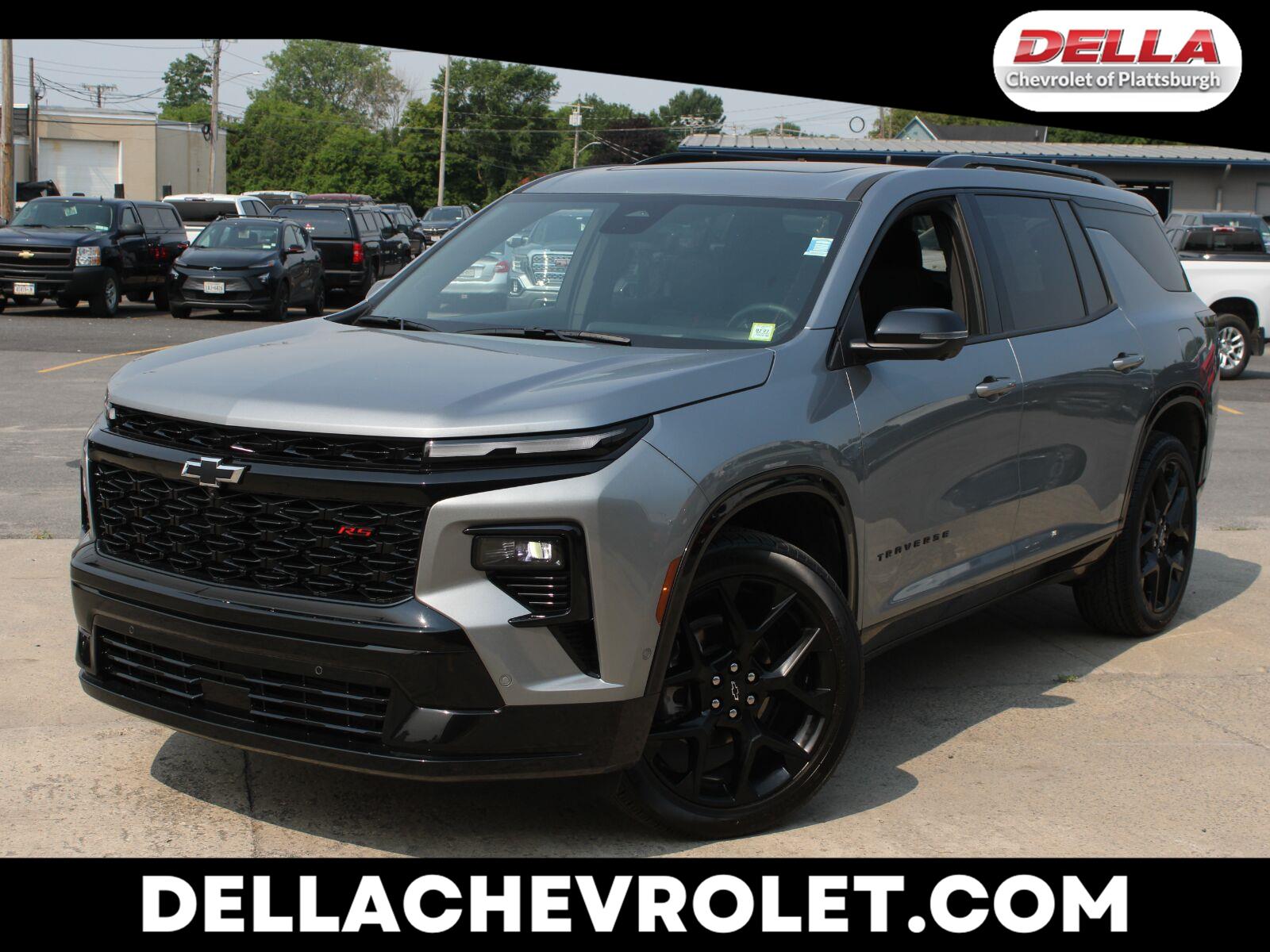 Sterling Gray Metallic 2026 Chevrolet Traverse SUV / Crossover Four-Wheel Drive 8-Speed Automatic