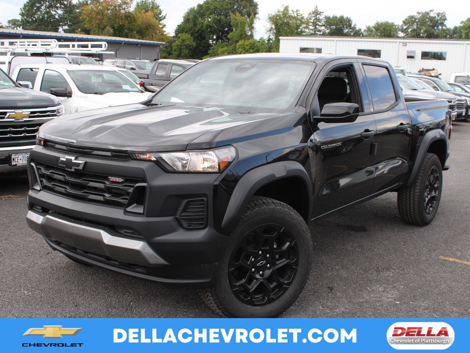 Black 2026 Chevrolet Colorado Pickup Truck Four-Wheel Drive 8-Speed Automatic