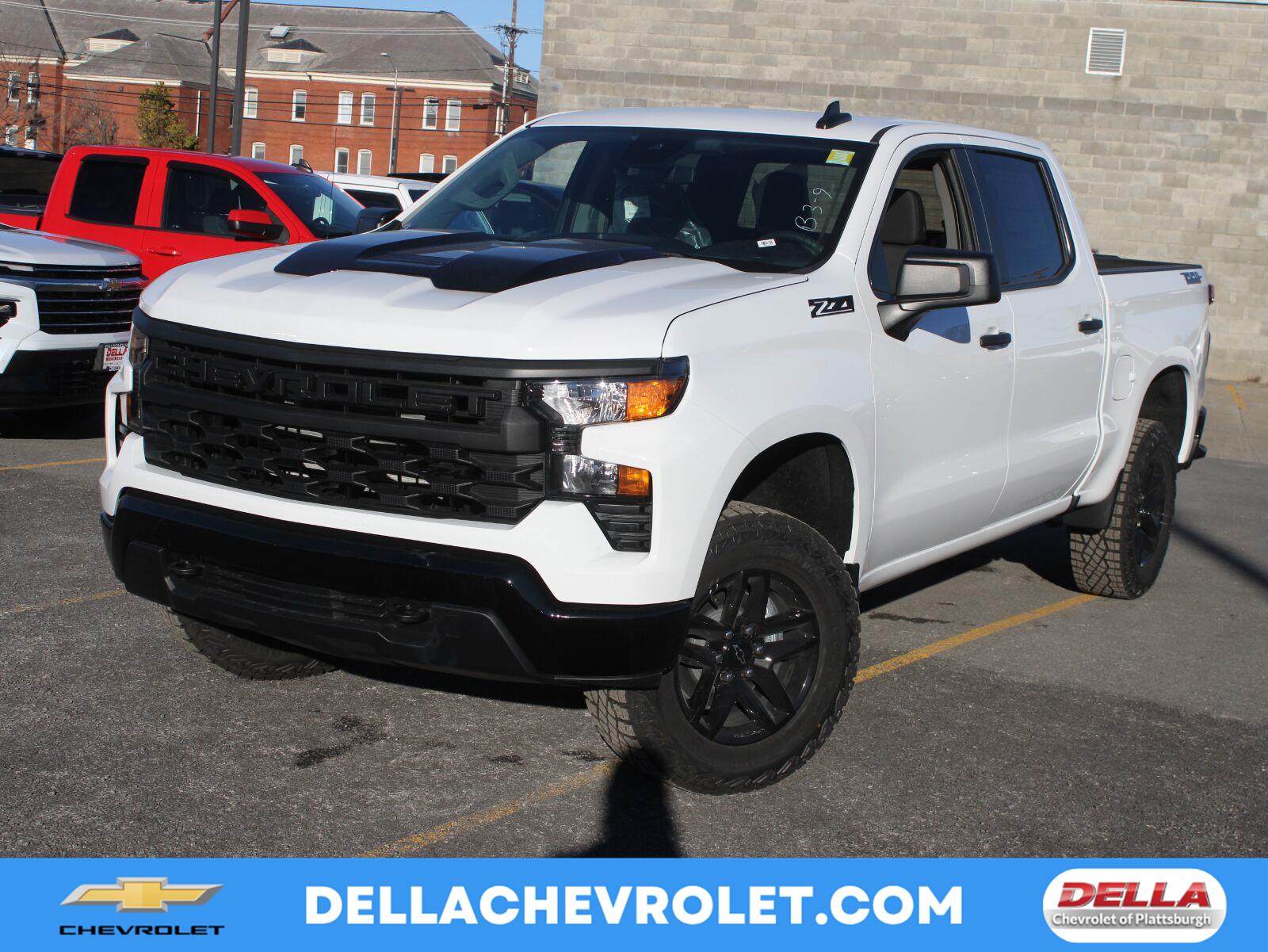 Summit White 2026 Chevrolet Silverado 1500 Pickup Truck Four-Wheel Drive Automatic