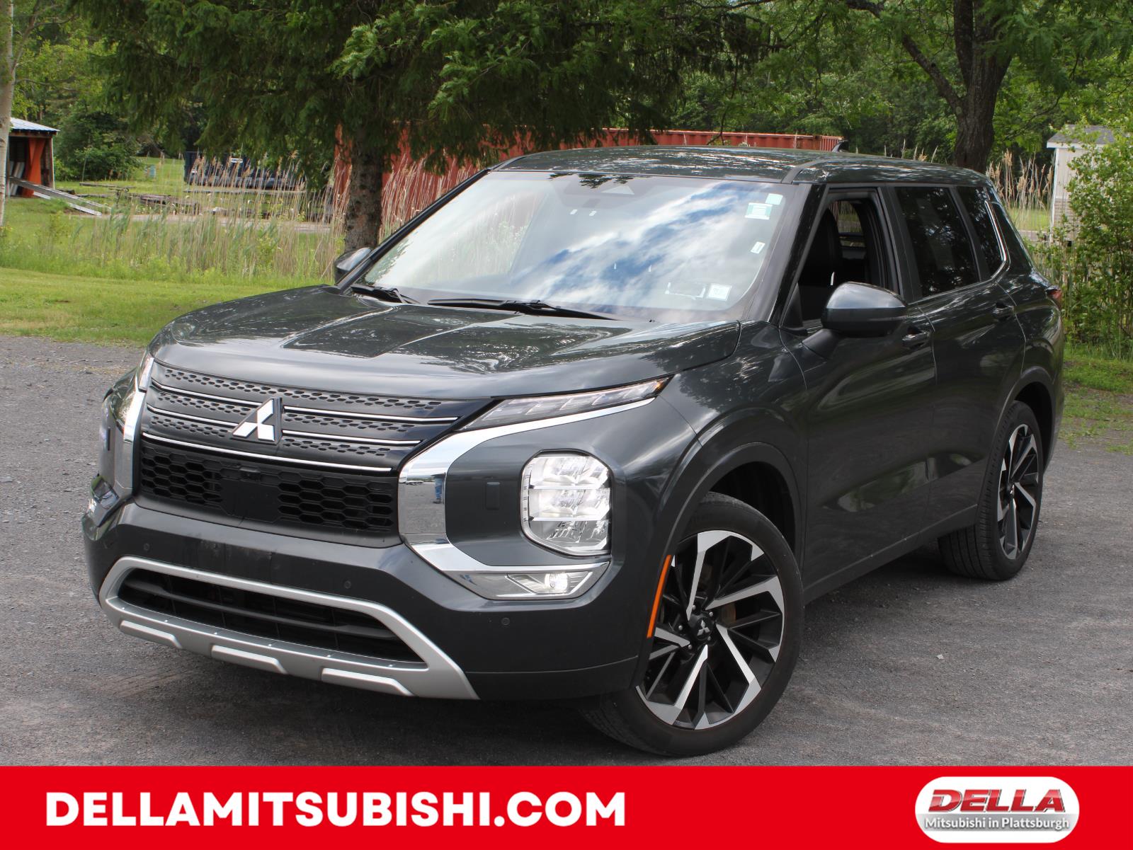 Gray 2024 Mitsubishi Outlander SUV / Crossover All-Wheel Drive Manual