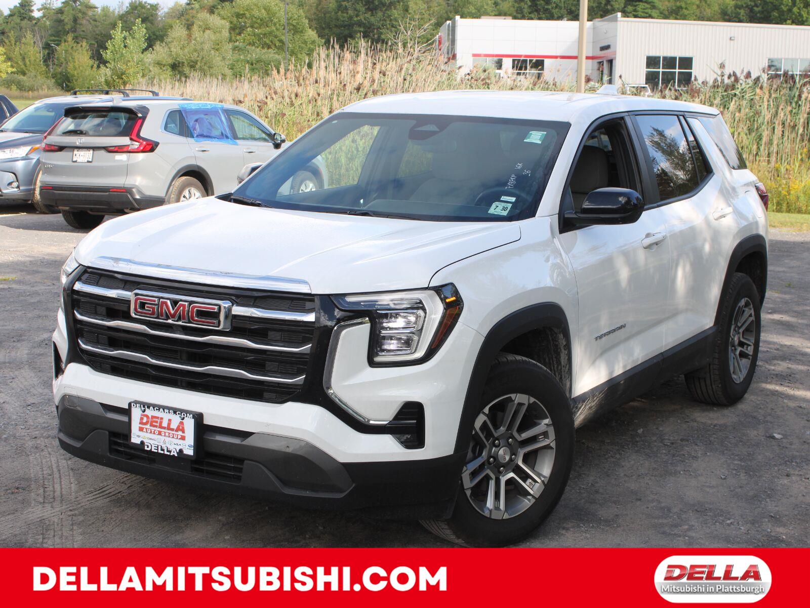 Summit White 2026 GMC Terrain SUV / Crossover Four-Wheel Drive 8-Speed Automatic Overdrive