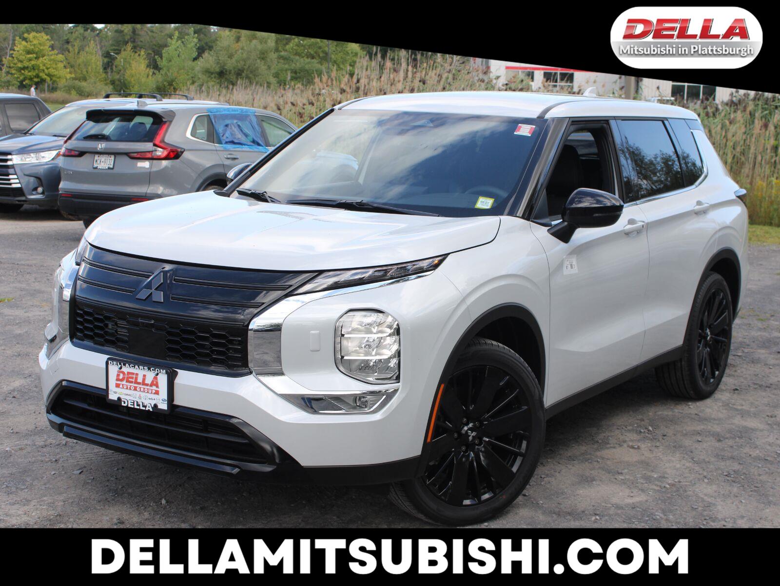 White Diamond 2026 Mitsubishi Outlander SUV / Crossover Front-Wheel Drive Continuously Variable Transmission